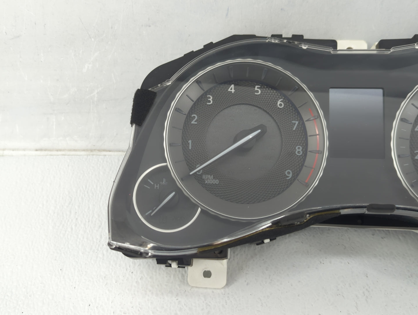 2011-2013 Infiniti M56 Instrument Cluster Speedometer Gauges P/N:1MA0C Fits Fits 2011 2012 2013 OEM Used Auto Parts - Oemuse