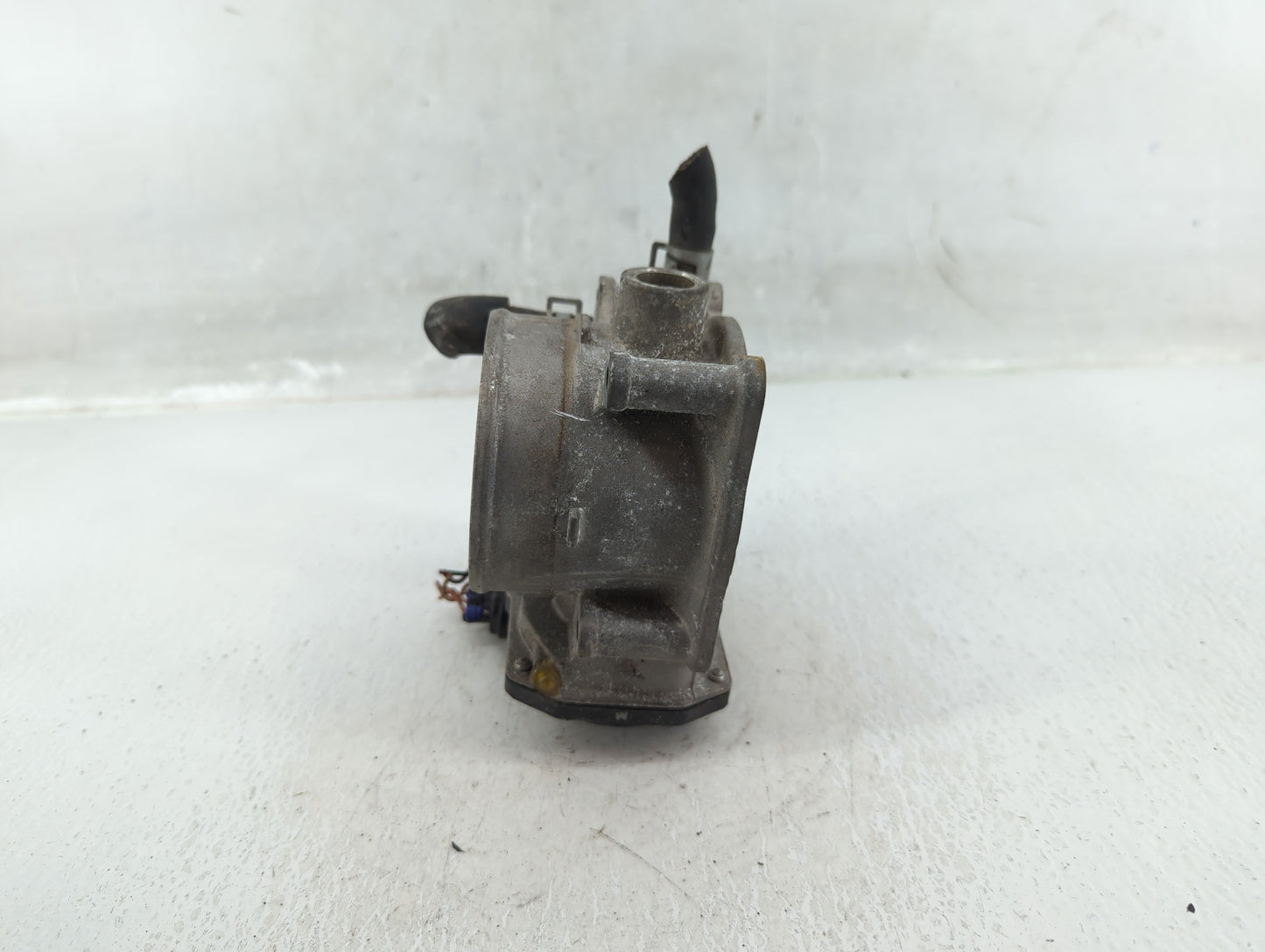 2011-2013 Infiniti M56 Throttle Body P/N:1CA70-01 A Fits Fits 2009 2010 2011 2012 2013 2014 2015 2016 2017 2018 2019 OEM Use