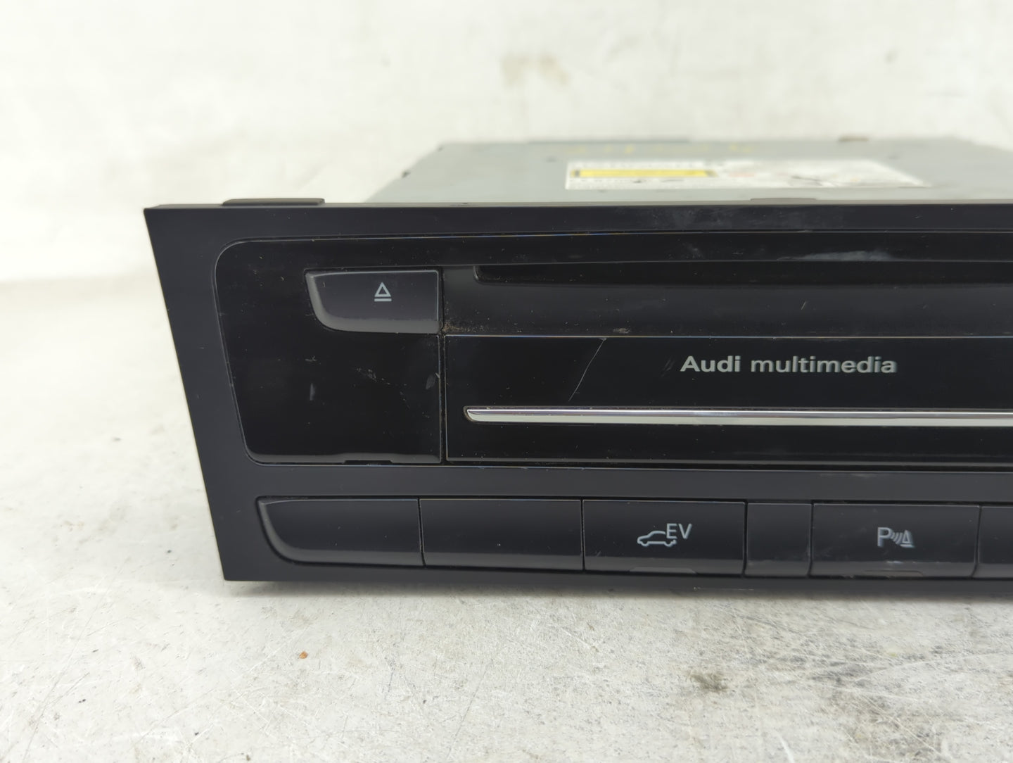 2011 Infiniti Q40 Radio AM FM Cd Player Receiver Replacement P/N:8R1035746C Fits OEM Used Auto Parts - Oemusedautoparts1.com