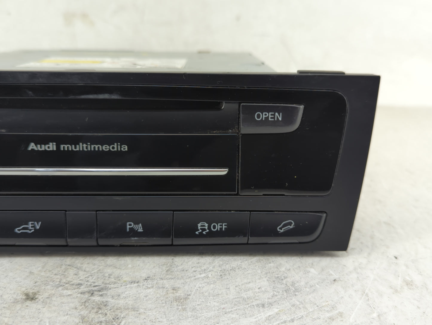 2011 Infiniti Q40 Radio AM FM Cd Player Receiver Replacement P/N:8R1035746C Fits OEM Used Auto Parts - Oemusedautoparts1.com