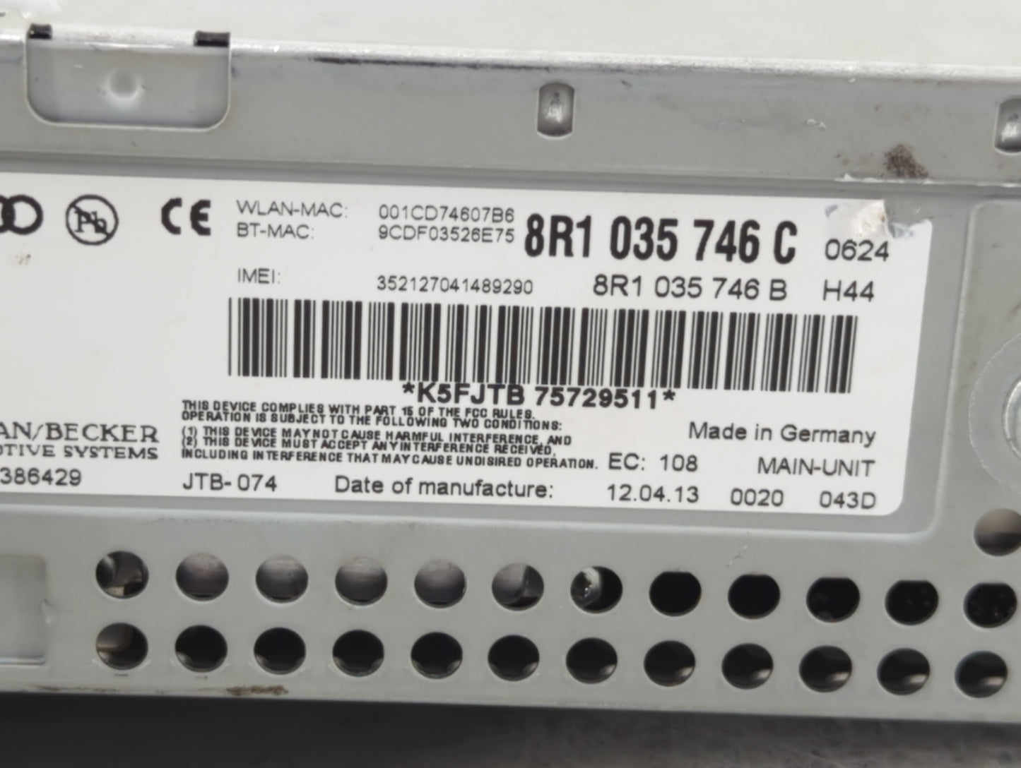 2011 Infiniti Q40 Radio AM FM Cd Player Receiver Replacement P/N:8R1035746C Fits OEM Used Auto Parts - Oemusedautoparts1.com