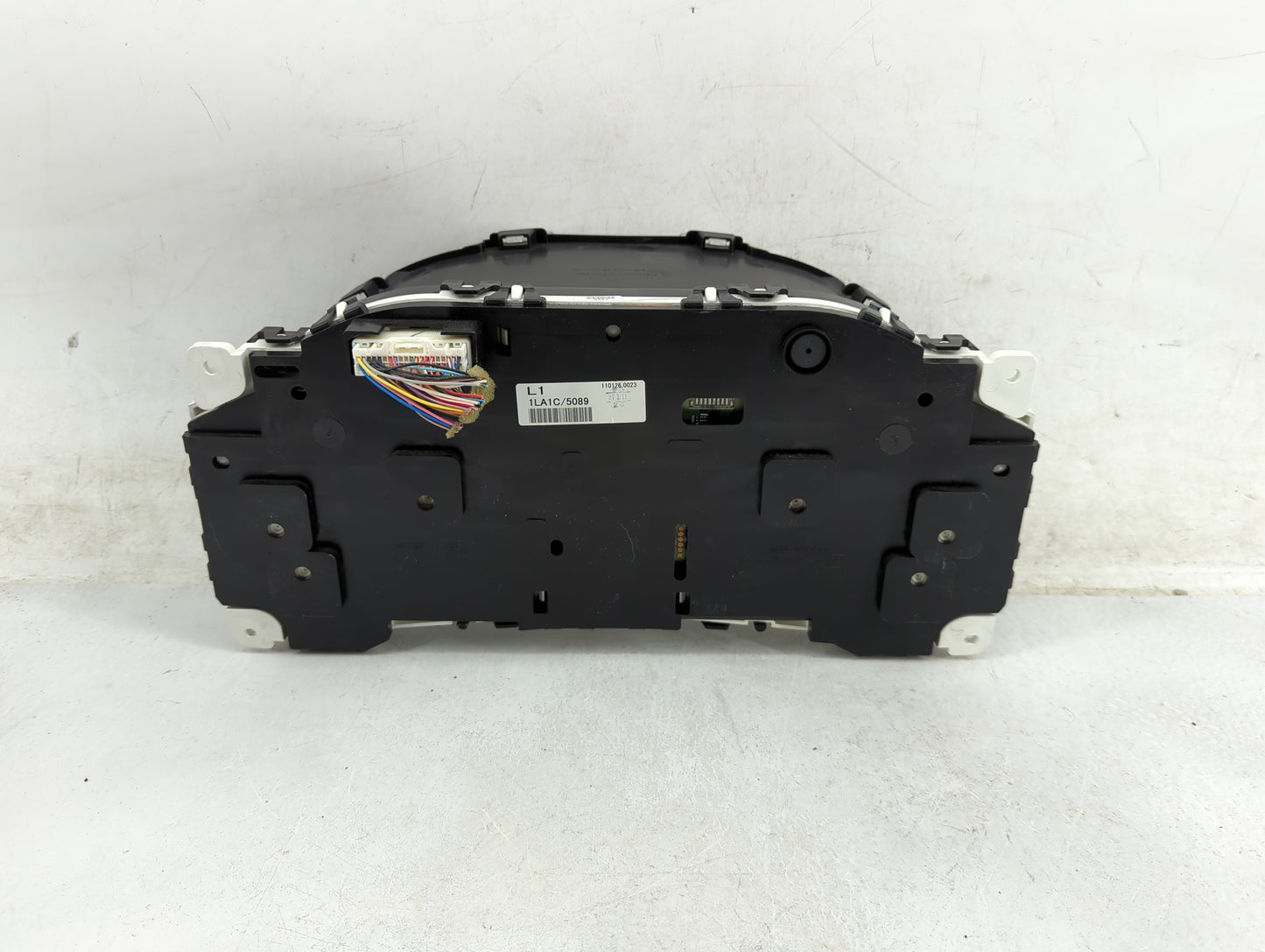 2011-2012 Infiniti Qx56 Instrument Cluster Speedometer Gauges Miles:165K Fits Fits 2011 2012 OEM Used Auto Parts - Oemusedau