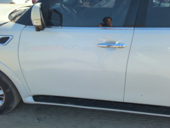 compare product 2011-2013 Infiniti Qx56 Driver Front Door Oem