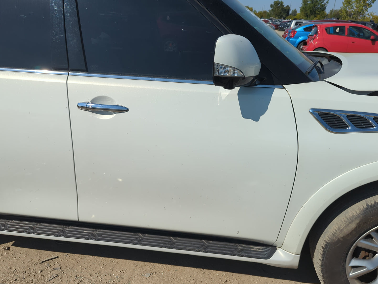 2011-2013 Infiniti Qx56 Passenger Front Door Oem - Oemusedautoparts1.com