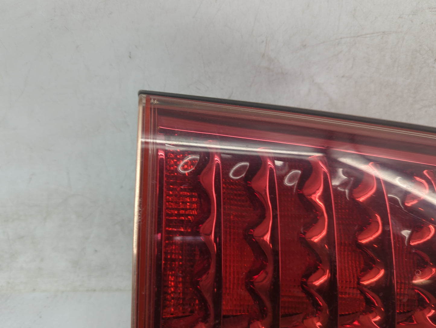 2011-2013 Infiniti Qx56 Driver Left Side Deck Lid Mounted Tail Light - Oemusedautoparts1.com