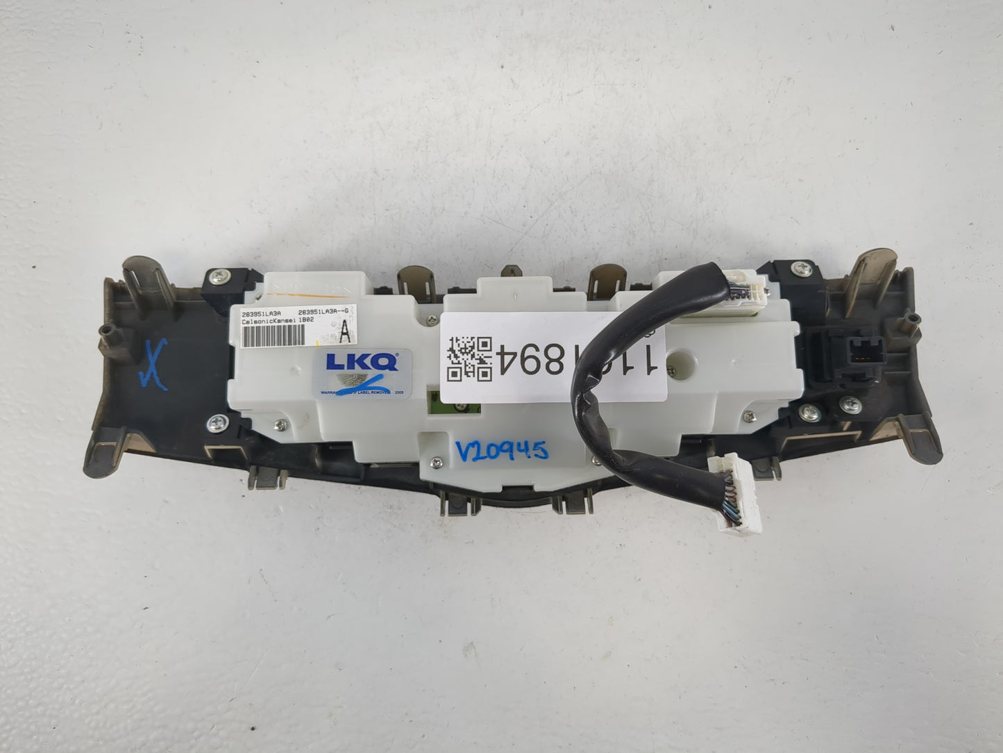 2011 Infiniti Qx56 Radio Control Panel - Oemusedautoparts1.com