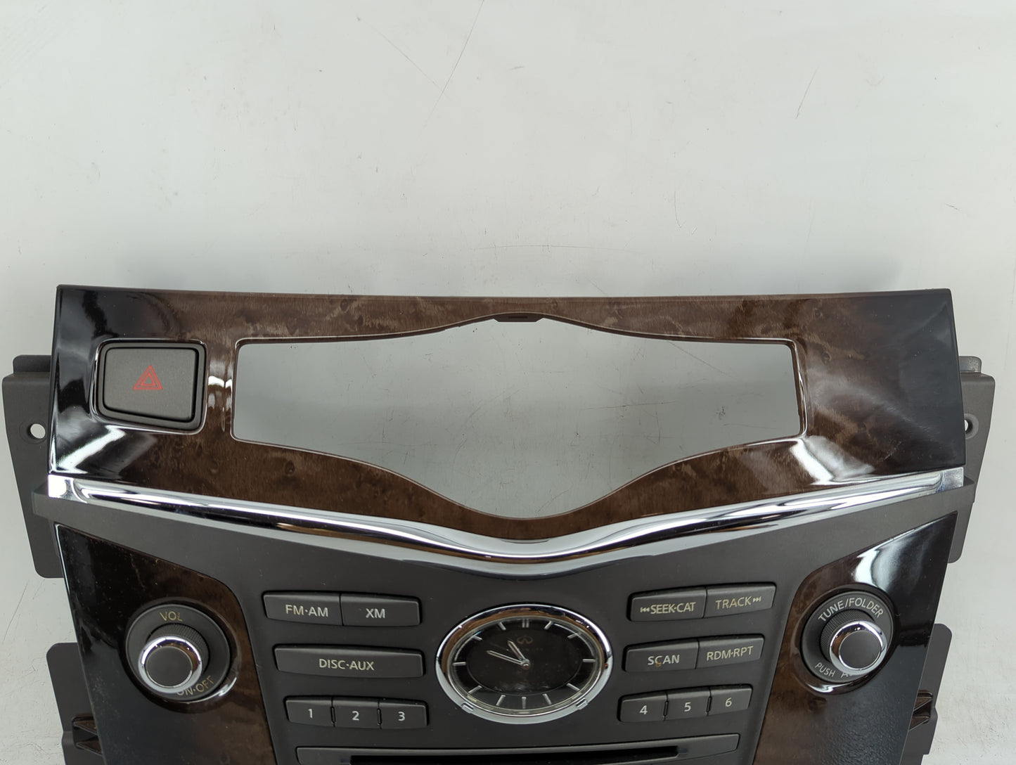 2011-2013 Infiniti Qx56 Radio Control Panel - Oemusedautoparts1.com