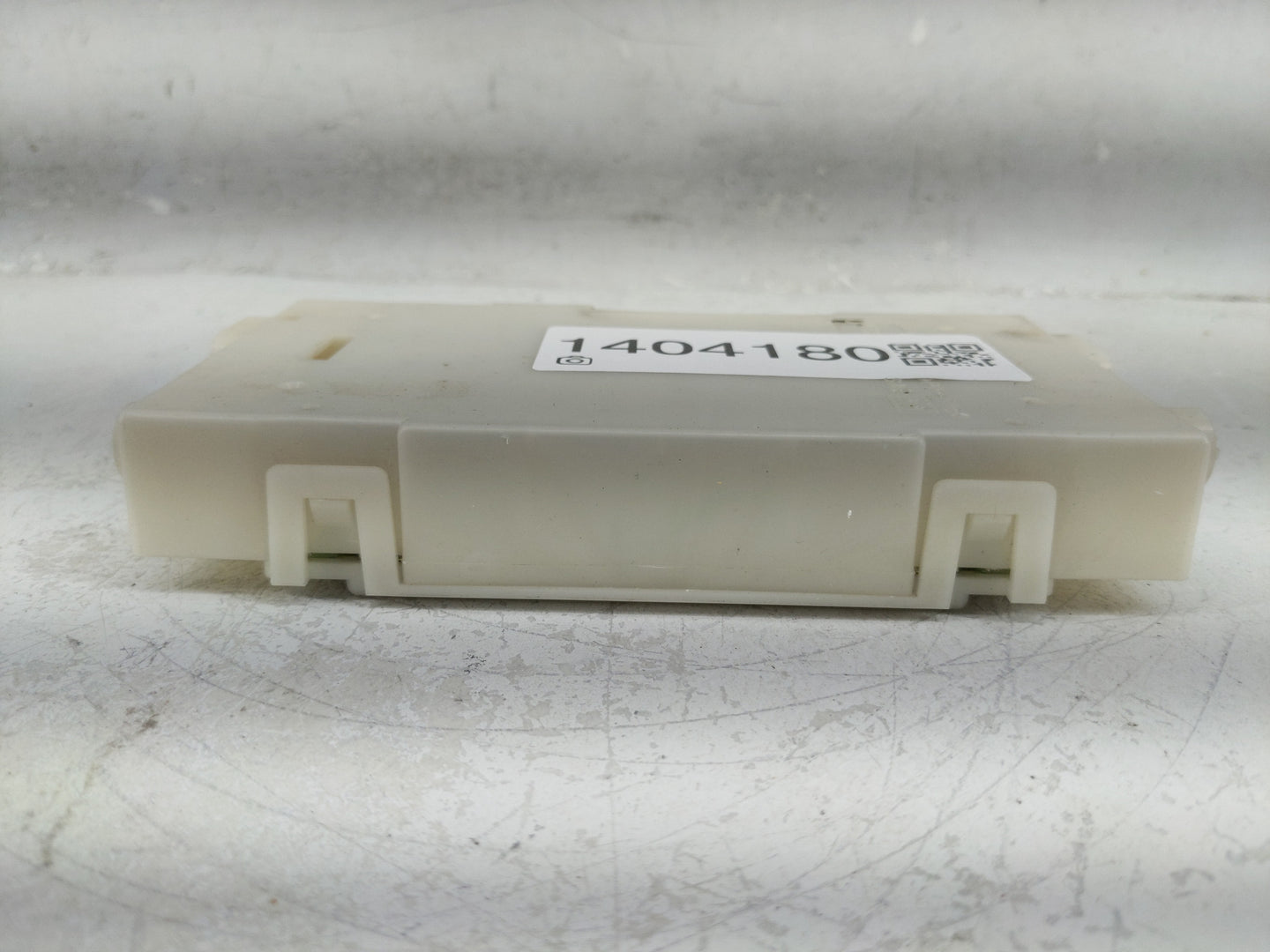 2011-2013 Infiniti Qx56 Radio AM FM Cd Player Receiver Replacement P/N:27760 1LA0A Fits OEM Used Auto Parts - Oemusedautopar