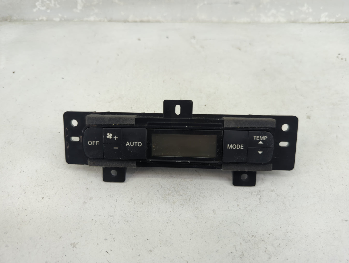2011-2013 Infiniti Qx56 Climate Control Module Temperature AC/Heater Replacement P/N:275111LK0A 275111LK0A-C Fits OEM Used A
