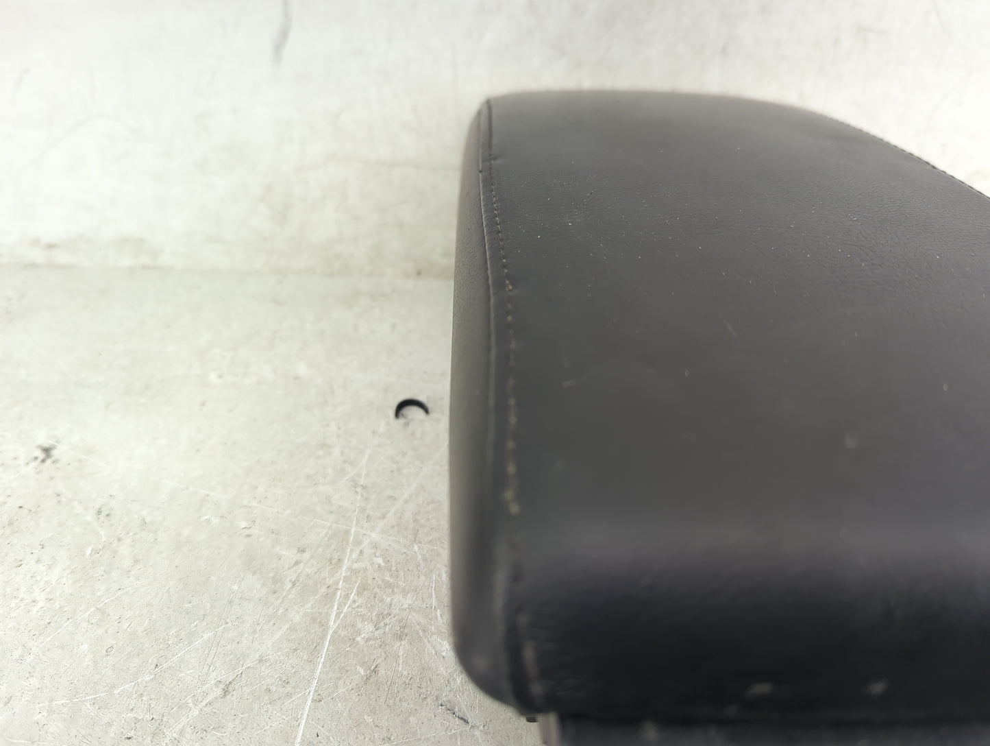 2011 Infiniti Qx56 Center Console Armrest Cover Lid Fits OEM Used Auto Parts - Oemusedautoparts1.com
