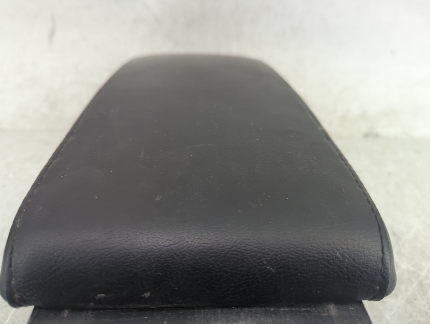 2011 Infiniti Qx56 Center Console Armrest Cover Lid Fits OEM Used Auto Parts - Oemusedautoparts1.com