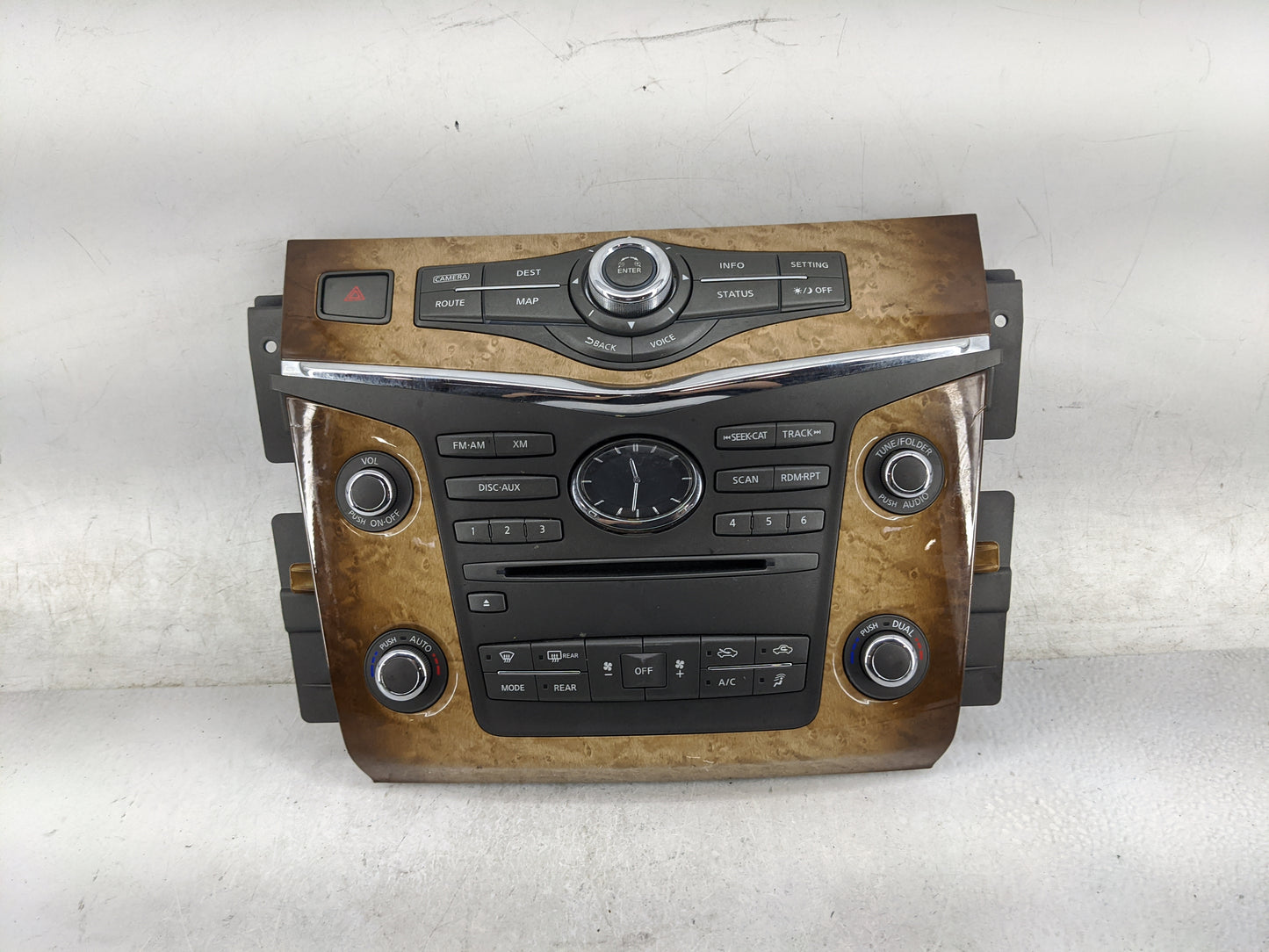 2011-2013 Infiniti Qx56 Radio Control Panel 1468401 - Oemusedautoparts1.com