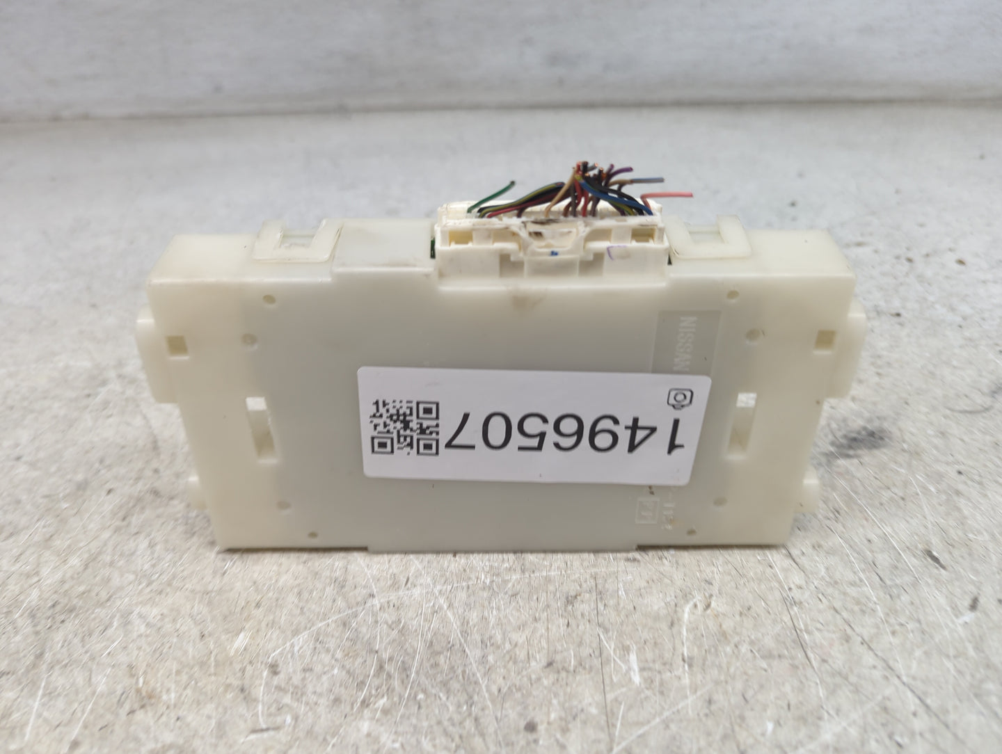 2011 Infiniti Qx56 Radio AM FM Cd Player Receiver Replacement P/N:27760 1ZS2A 27760 1ZS2A-C Fits OEM Used Auto Parts - Oemus