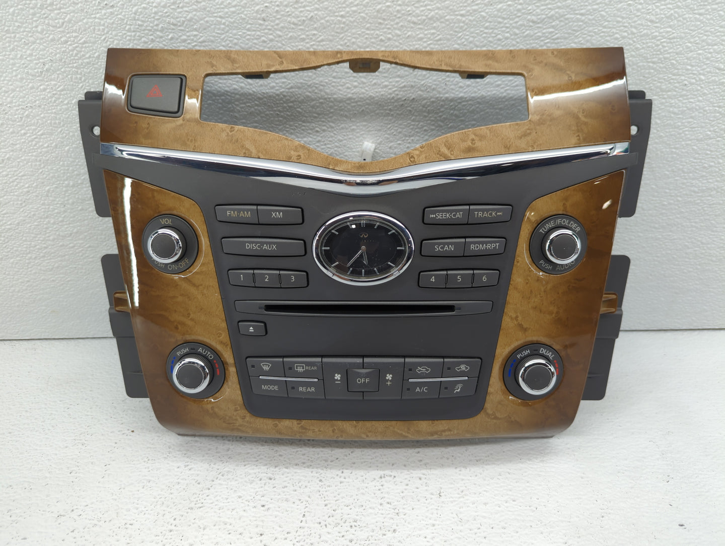2011-2013 Infiniti Qx56 Radio Control Panel - Oemusedautoparts1.com