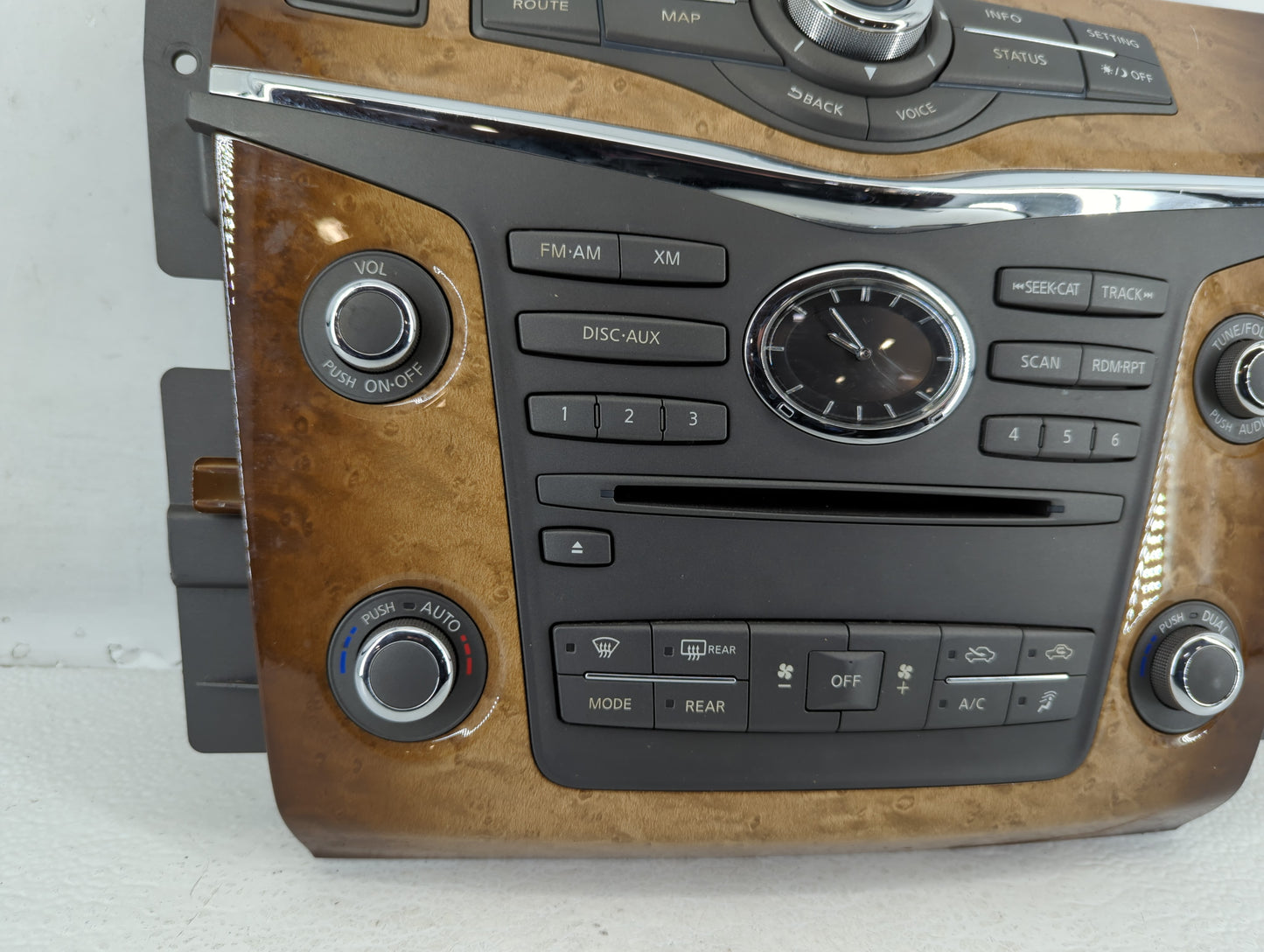 2011-2013 Infiniti Qx56 Am Fm Cd Player Radio Receiver - Oemusedautoparts1.com