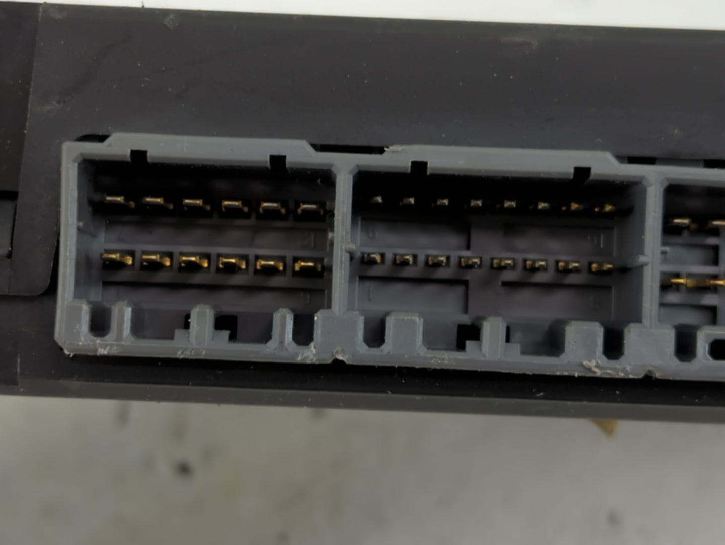 2009-2015 Jaguar Xf Chassis Control Module Ccm Bcm Body Control - Oemusedautoparts1.com