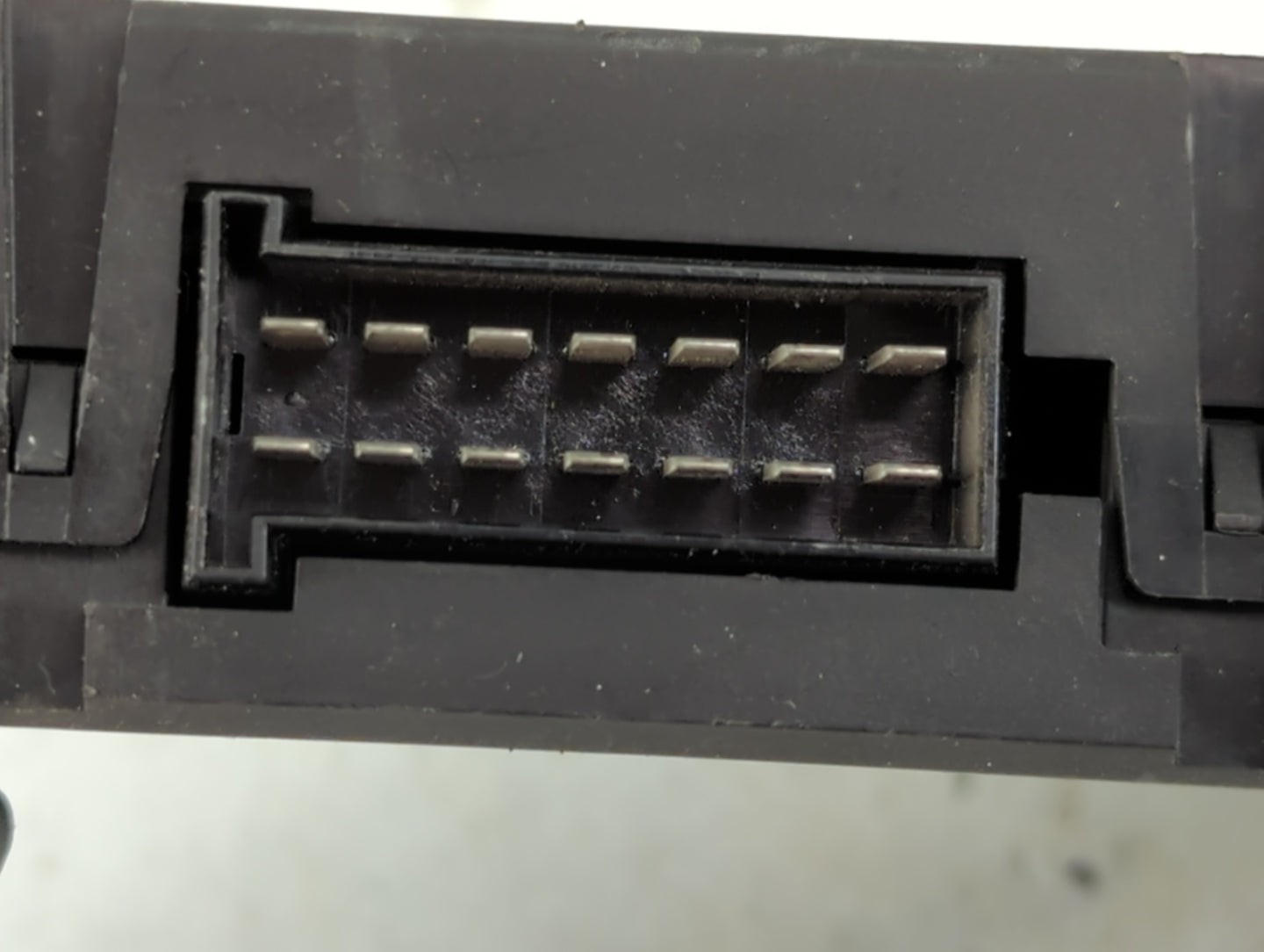 2009-2015 Jaguar Xf Chassis Control Module Ccm Bcm Body Control - Oemusedautoparts1.com