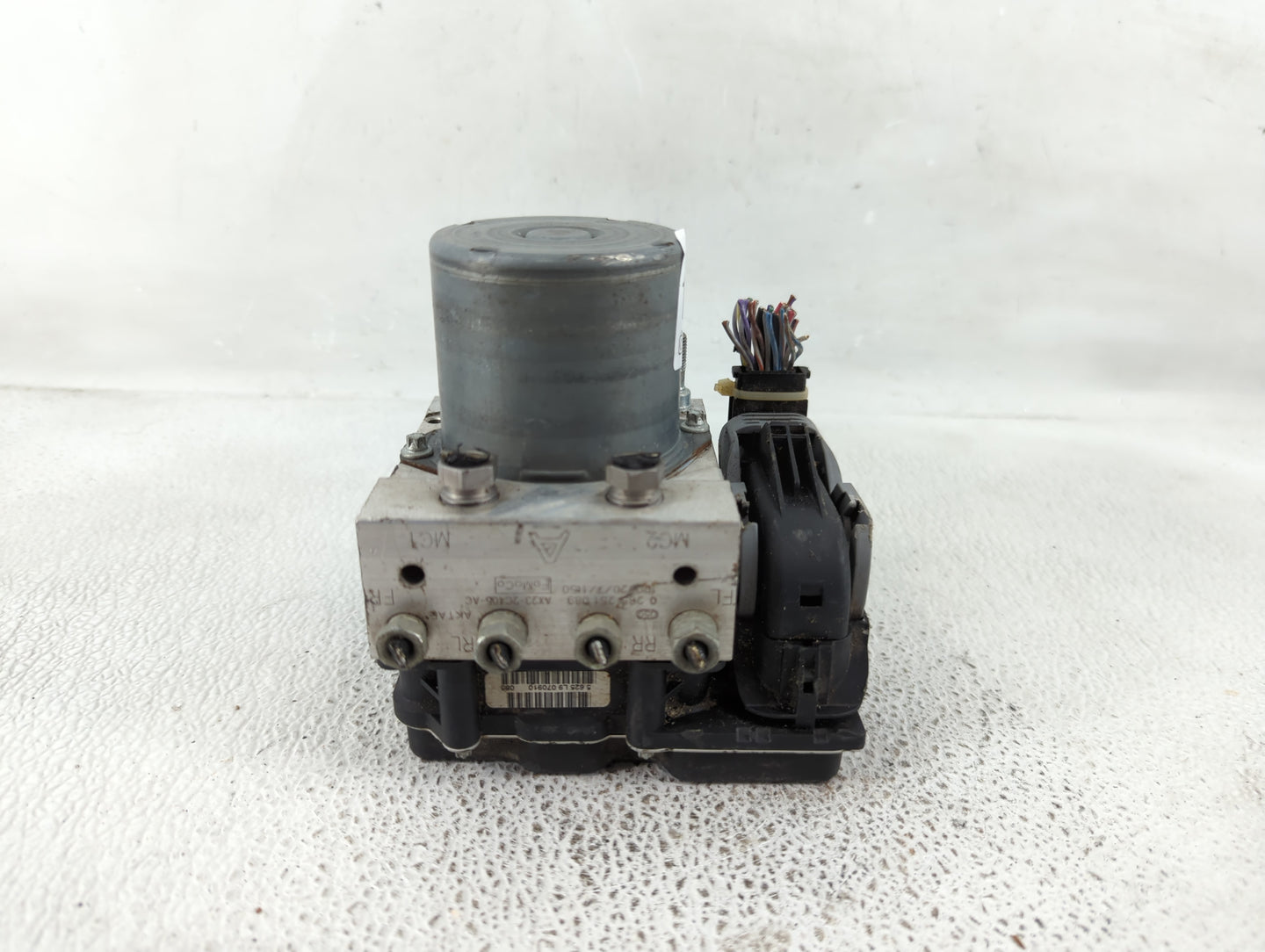 2011 Jaguar Xf ABS Pump Control Module Replacement P/N:AX23-2C405-AC Fits OEM Used Auto Parts - Oemusedautoparts1.com