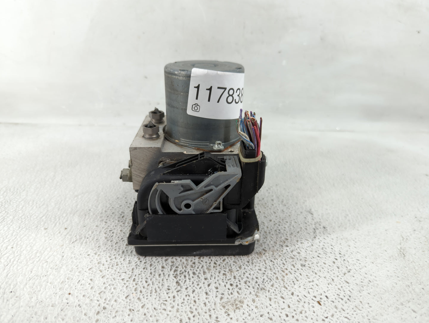 2011 Jaguar Xf ABS Pump Control Module Replacement P/N:AX23-2C405-AC Fits OEM Used Auto Parts - Oemusedautoparts1.com