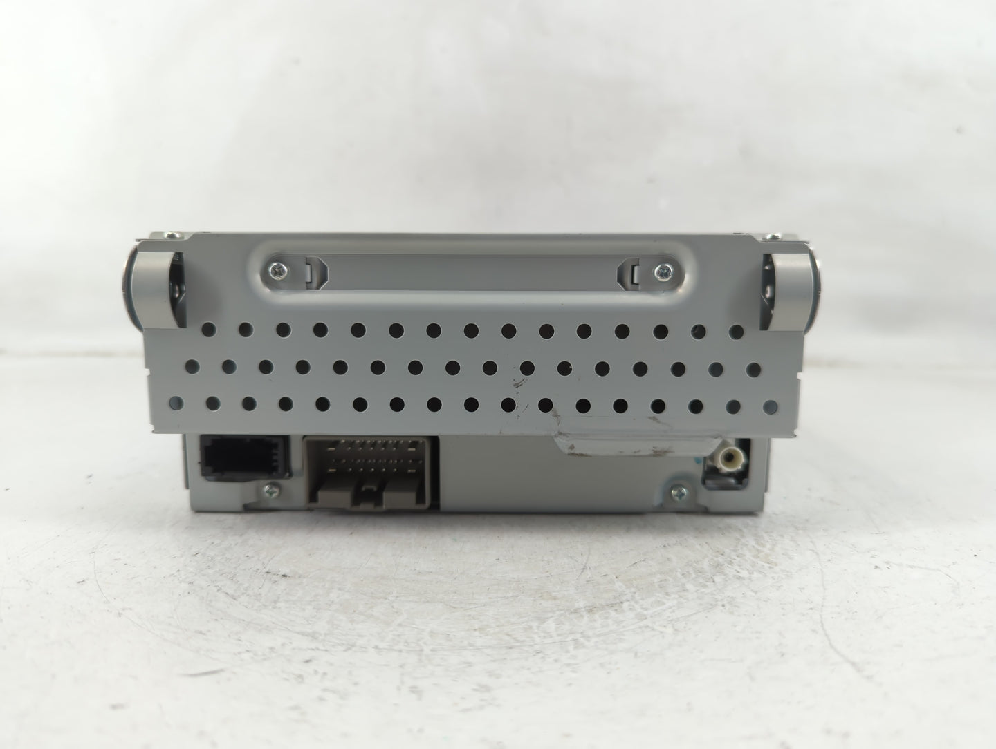 2009-2011 Jaguar Xf Radio AM FM Cd Player Receiver Replacement P/N:7G9N-18C815-NB Fits Fits 2009 2010 2011 OEM Used Auto Par