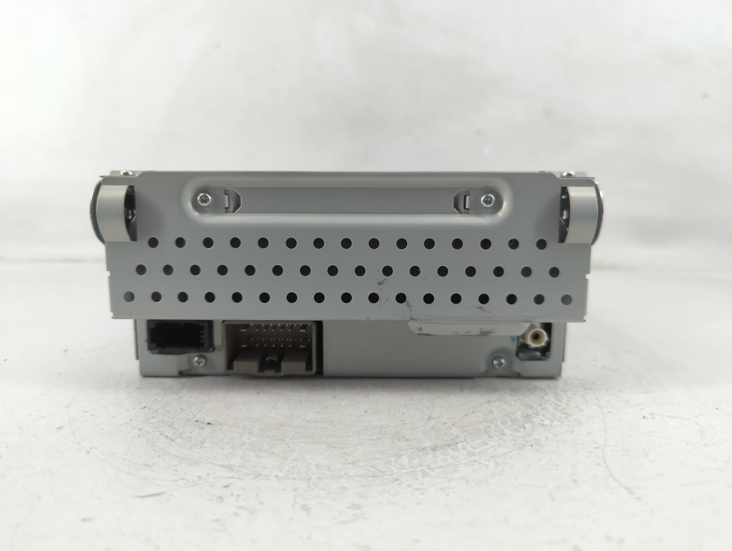 2009-2011 Jaguar Xf Radio AM FM Cd Player Receiver Replacement P/N:7G9N-18C815-NB Fits Fits 2009 2010 2011 OEM Used Auto Par