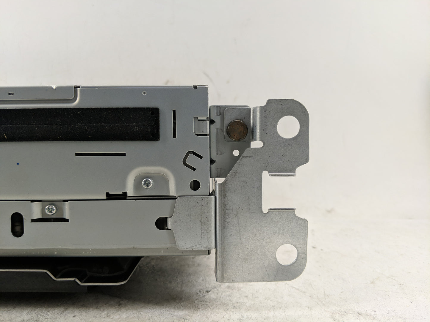 2009-2011 Jaguar Xf Radio AM FM Cd Player Receiver Replacement P/N:7G9N-14C230-NA Fits Fits 2009 2010 2011 OEM Used Auto Par