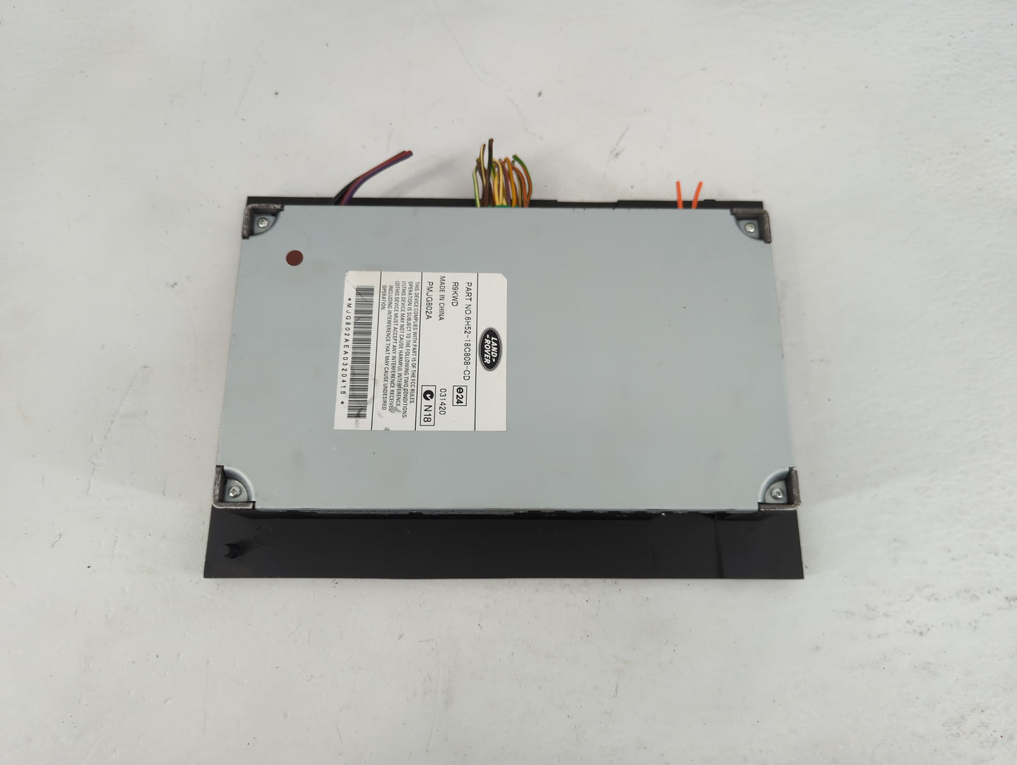 2009-2011 Jaguar Xf Radio AM FM Cd Player Receiver Replacement P/N:6H52-18C808-CD Fits Fits 2009 2010 2011 OEM Used Auto Par