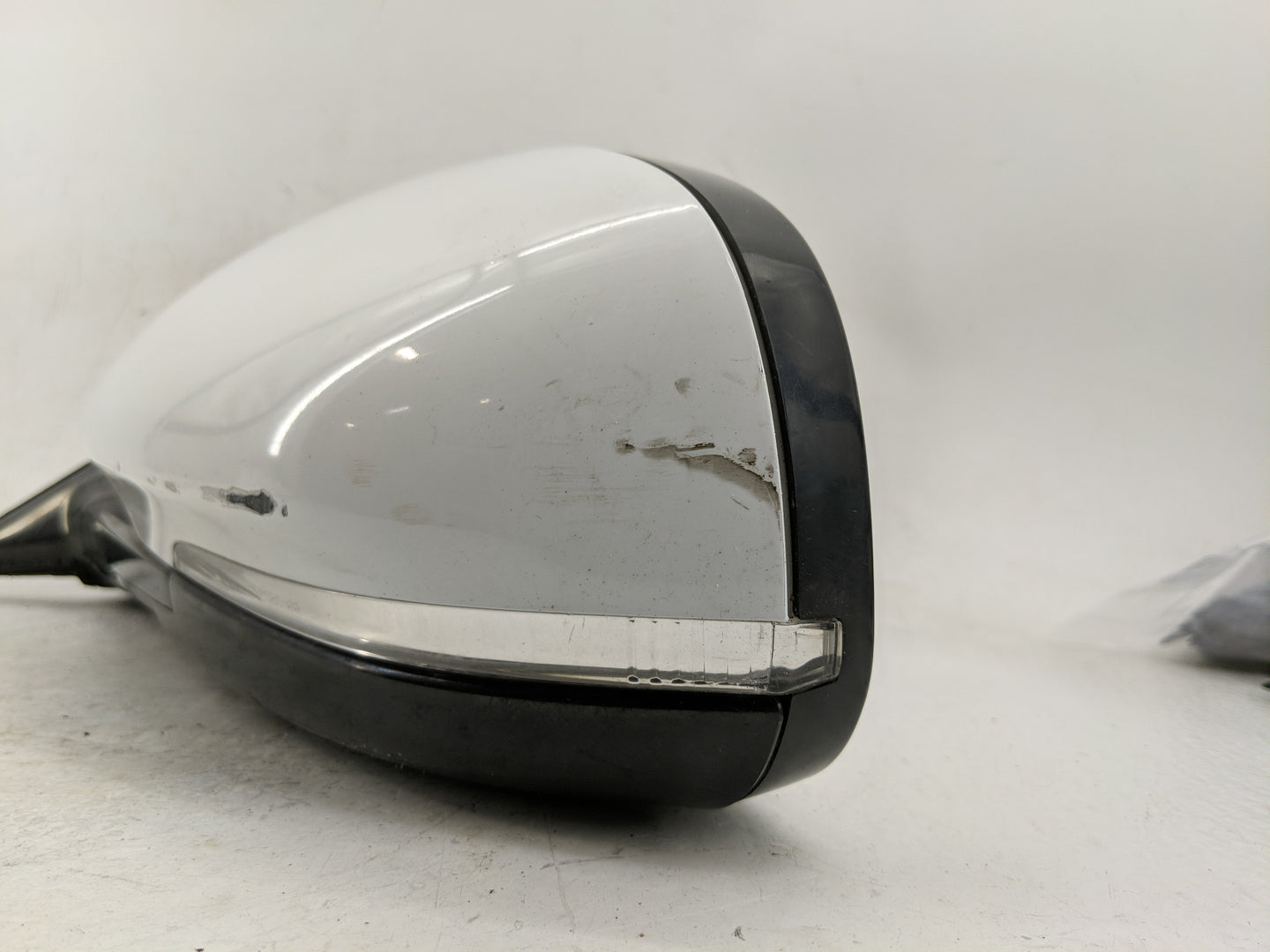 2010-2015 Jaguar Xf Driver Side View Mirror - Left Door Mirror OEM Used - Oemusedautoparts1.com