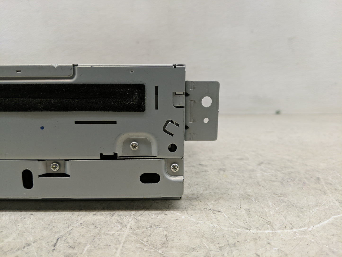 2011 Jaguar Xf Radio AM FM Cd Player Receiver Replacement P/N:7G9N-18C815-NB Fits Fits 2012 2013 2014 2015 OEM Used Auto Par