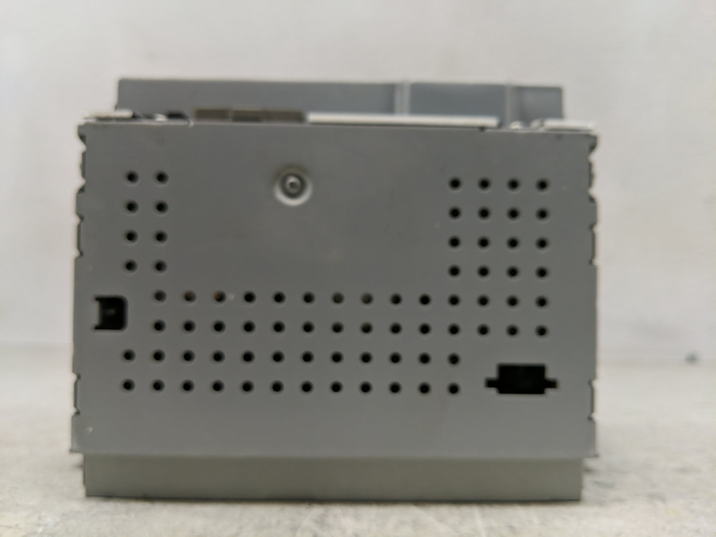 2011 Jaguar Xf Radio AM FM Cd Player Receiver Replacement P/N:7G9N-18C815-NB Fits Fits 2012 2013 2014 2015 OEM Used Auto Par