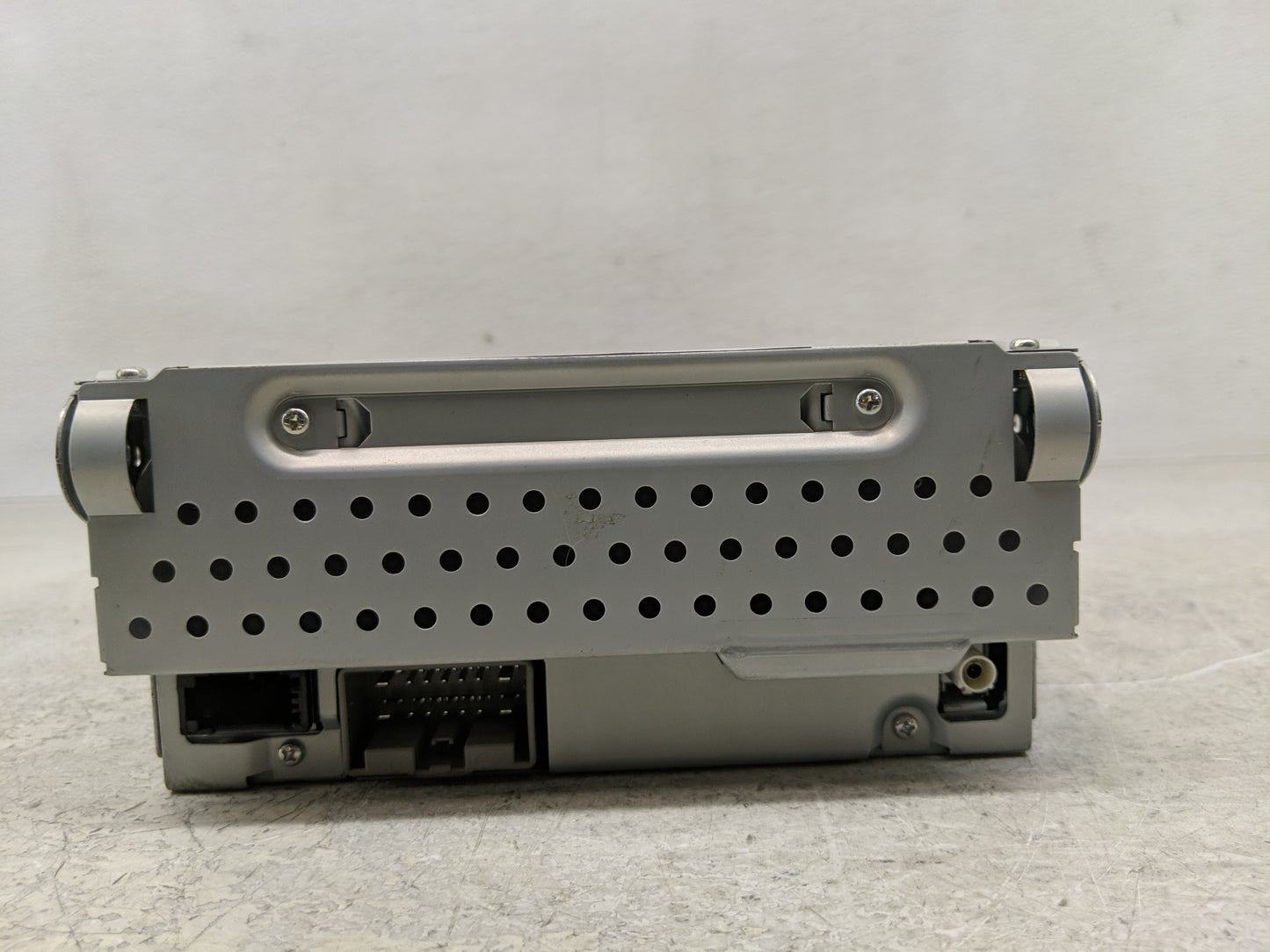2011 Jaguar Xf Radio AM FM Cd Player Receiver Replacement P/N:7G9N-18C815-NB Fits Fits 2012 2013 2014 2015 OEM Used Auto Par