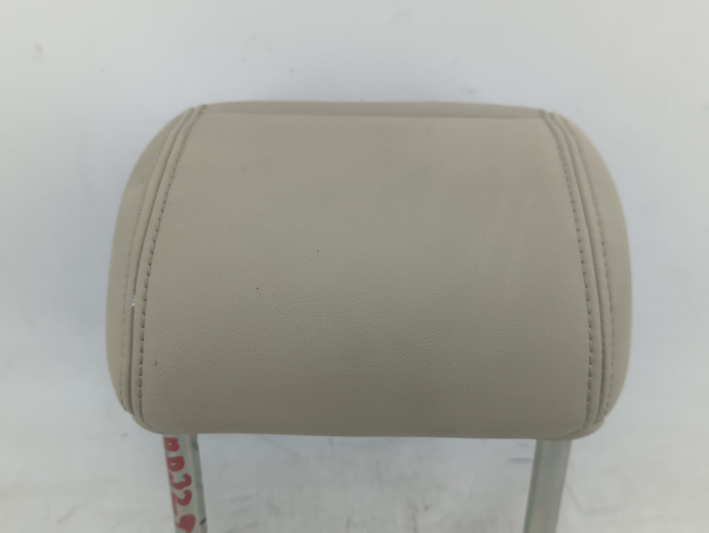 2010-2012 Jaguar Xf Headrest Head Rest Rear Center Seat Fits Fits 2010 2011 2012 OEM Used Auto Parts - Oemusedautoparts1.com
