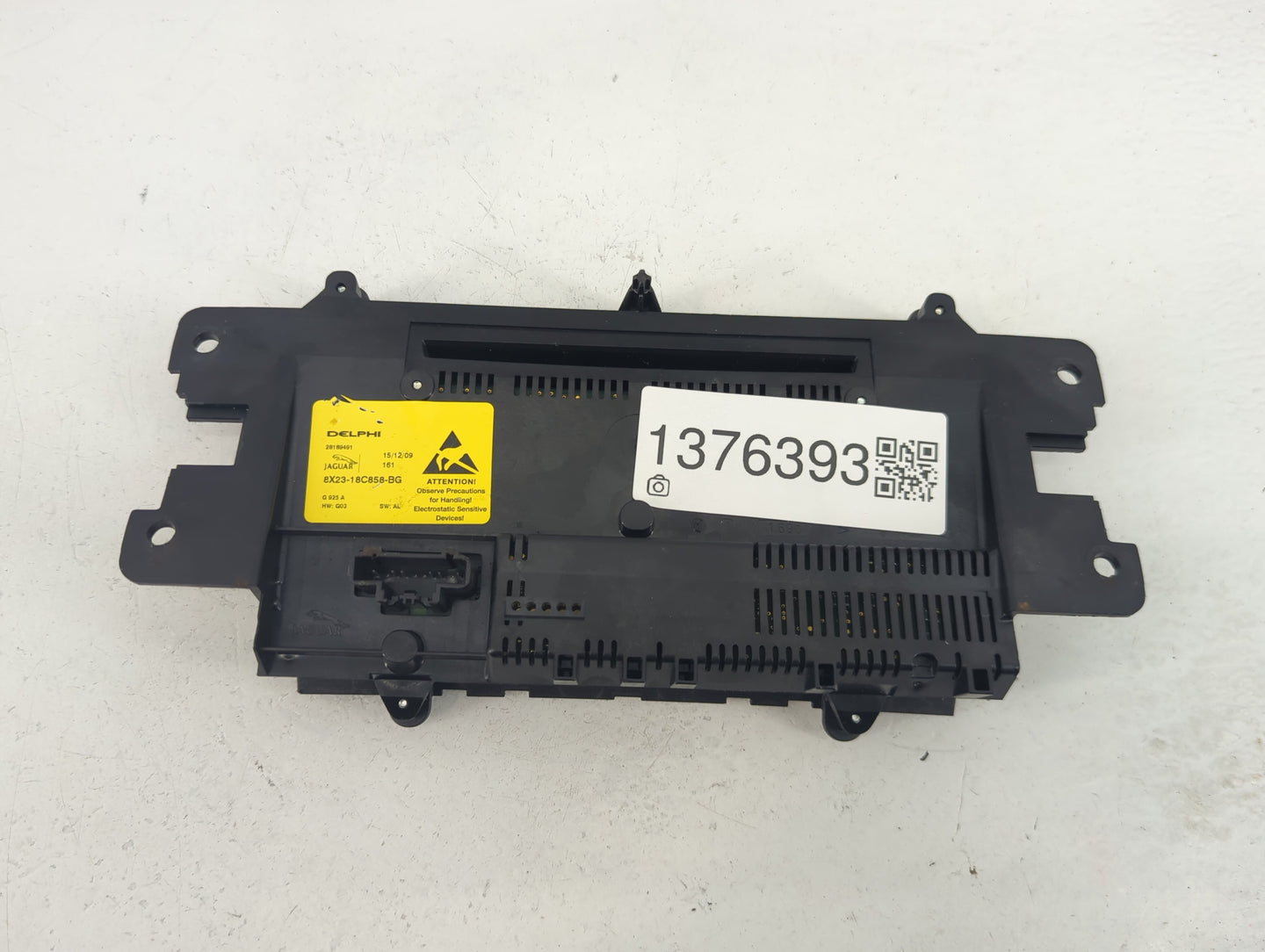 2009-2011 Jaguar Xf Radio Control Panel - Oemusedautoparts1.com