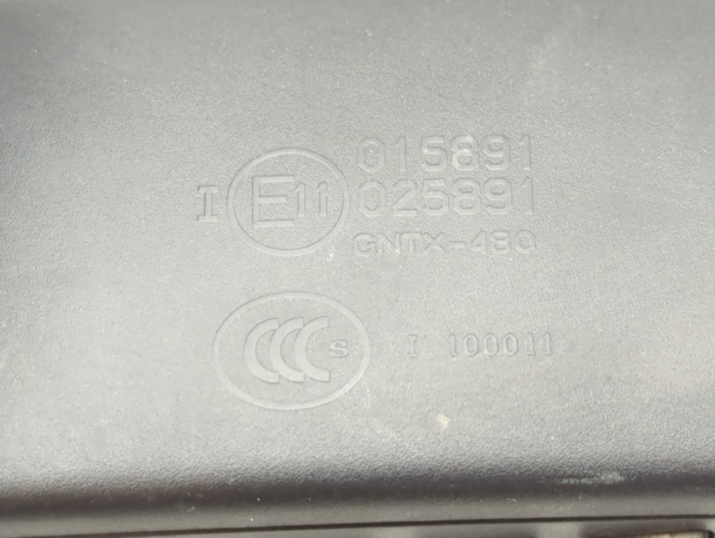 2010-2012 Jaguar Xf Interior Rear View Mirror Replacement OEM P/N:E11025891 E11015891 Fits Fits 2010 2011 2012 OEM Used Auto