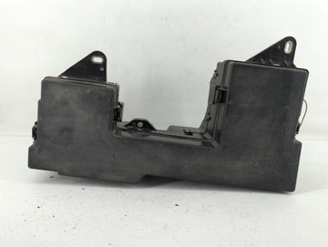 2010-2011 Jaguar Xf Fusebox Fuse Box Panel Relay Module P/N:AX23-14290-XXX Fits Fits 2010 2011 OEM Used Auto Parts - Oemused