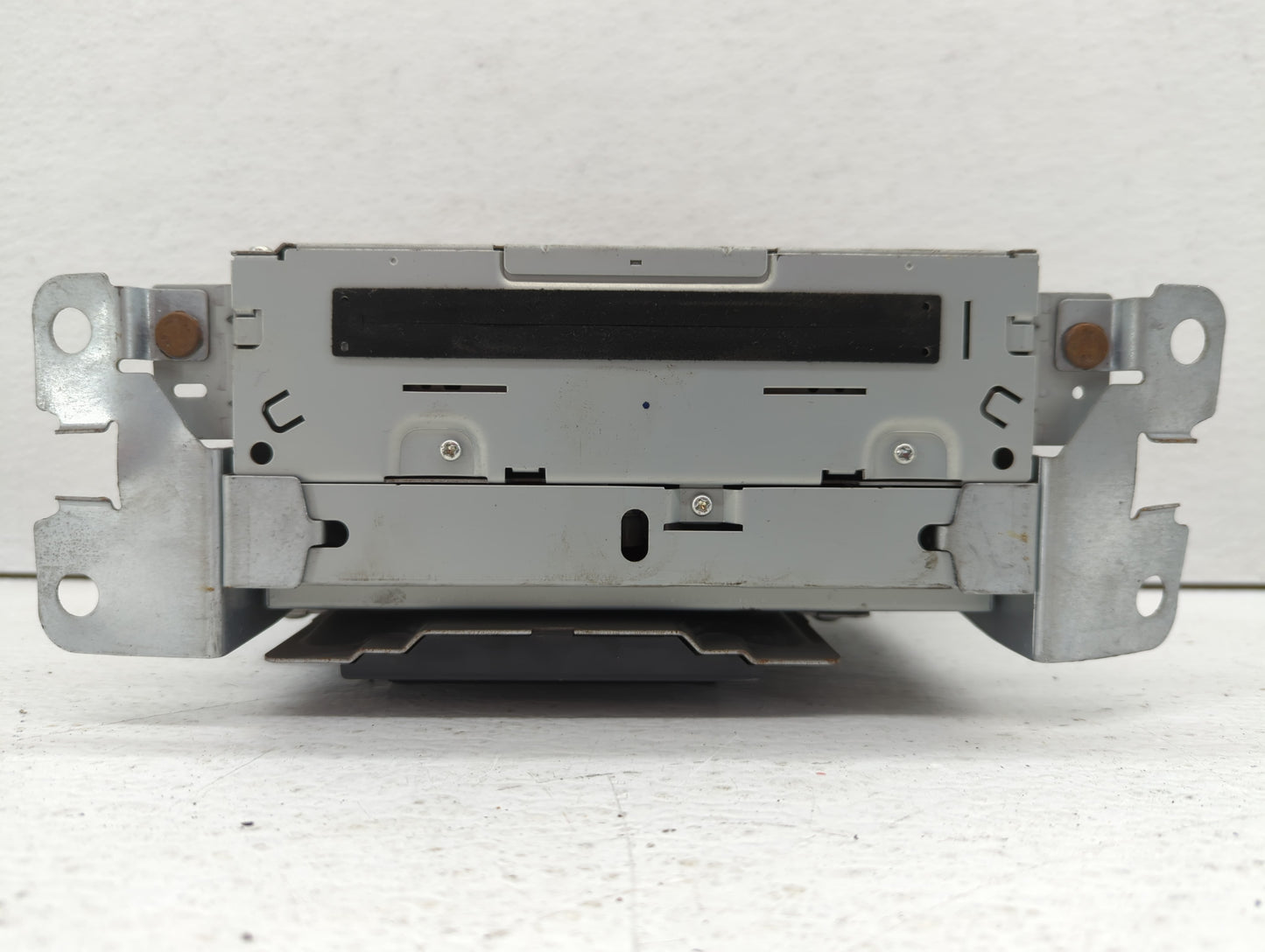 2009-2011 Jaguar Xf Am Fm Cd Player Radio Receiver - Oemusedautoparts1.com