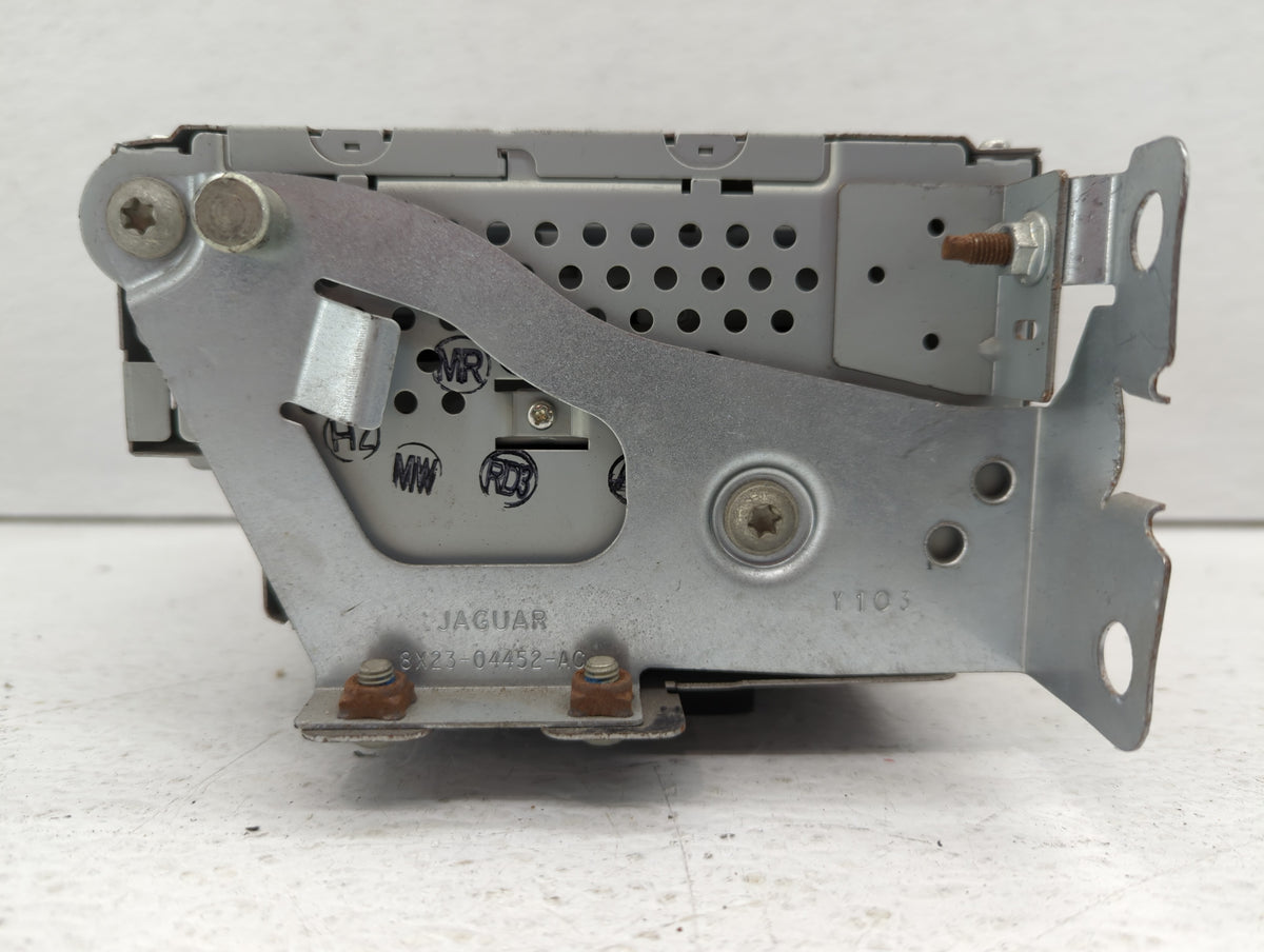 2009-2011 Jaguar Xf Am Fm Cd Player Radio Receiver 549411 - Oemusedautoparts1.com