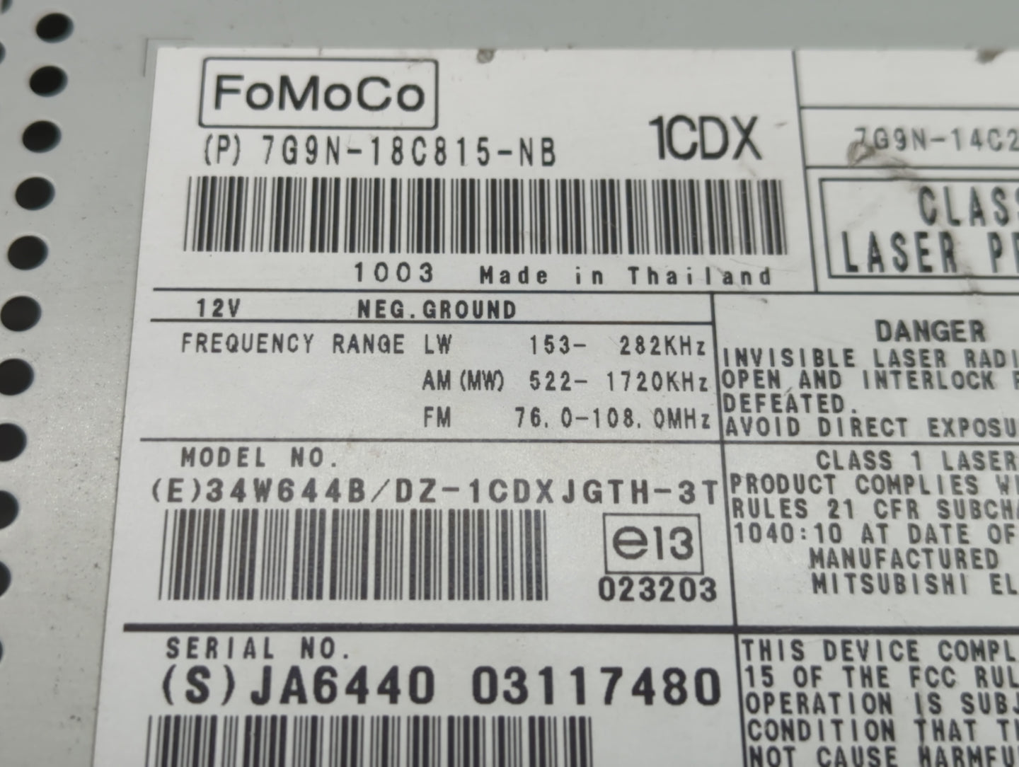 2009-2011 Jaguar Xf Am Fm Cd Player Radio Receiver - Oemusedautoparts1.com