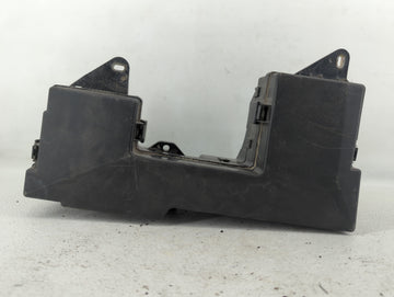 2010-2011 Jaguar Xf Fusebox Fuse Box Panel Relay Module Fits Fits 2010 2011 OEM Used Auto Parts - Oemusedautoparts1.com