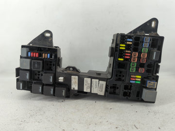 2010-2011 Jaguar Xf Fusebox Fuse Box Panel Relay Module Fits Fits 2010 2011 OEM Used Auto Parts