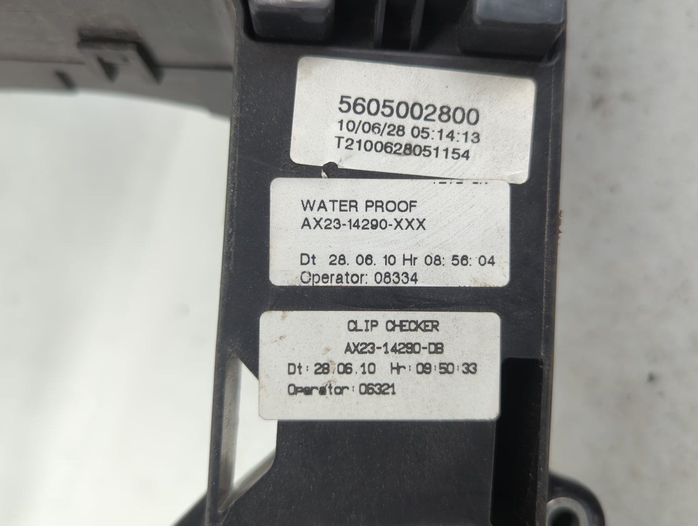 2010-2011 Jaguar Xf Fusebox Fuse Box Panel Relay Module Fits Fits 2010 2011 OEM Used Auto Parts - Oemusedautoparts1.com