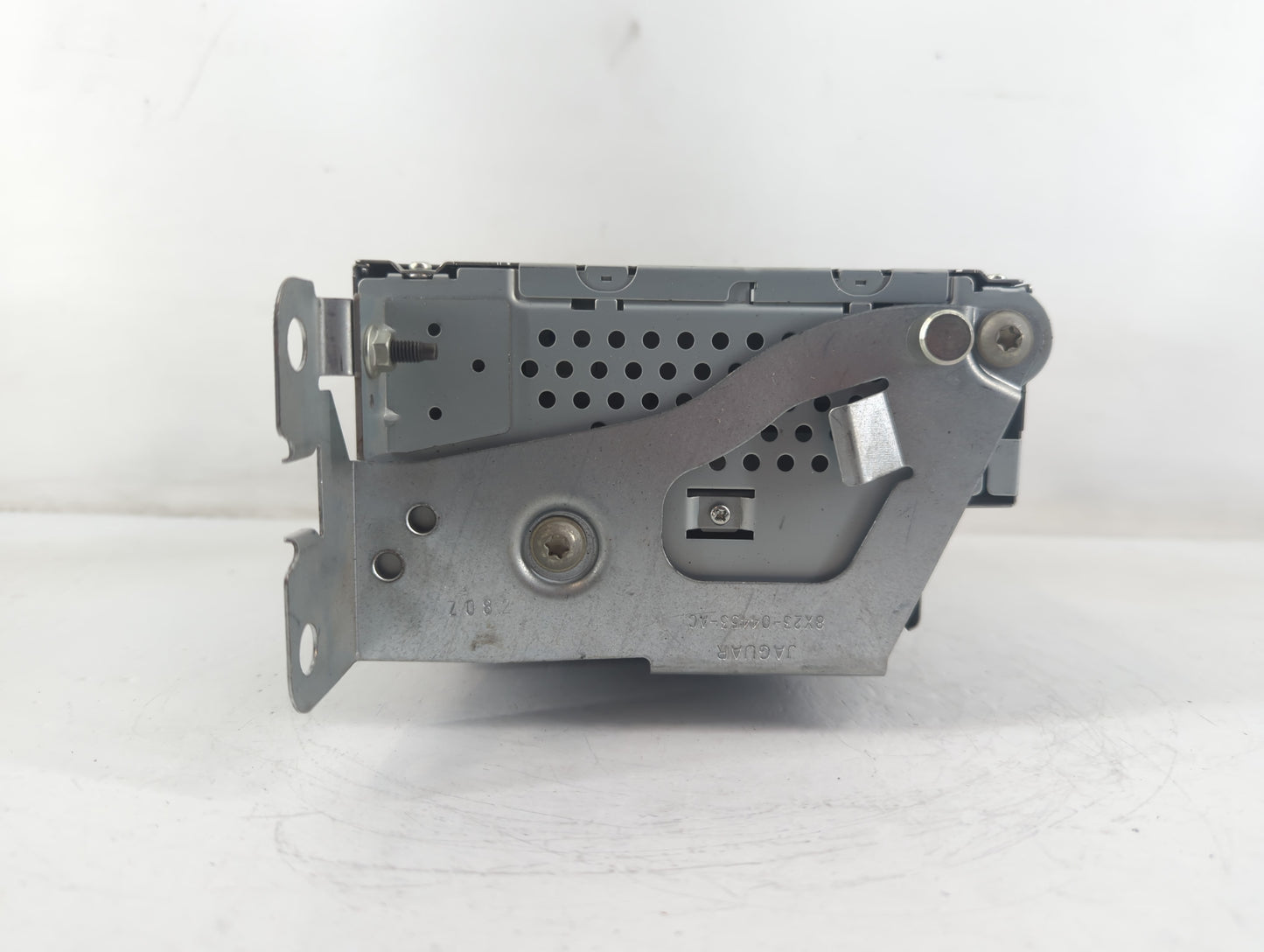2009-2011 Jaguar Xf Am Fm Cd Player Radio Receiver - Oemusedautoparts1.com