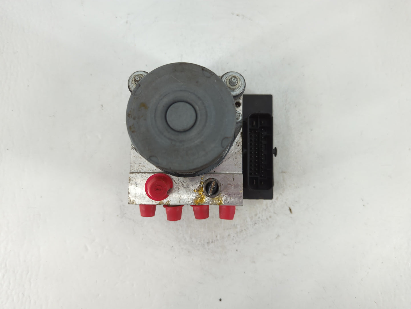 2011 Jaguar Xf ABS Pump Control Module Replacement P/N:AX23-2C405-AB Fits OEM Used Auto Parts - Oemusedautoparts1.com