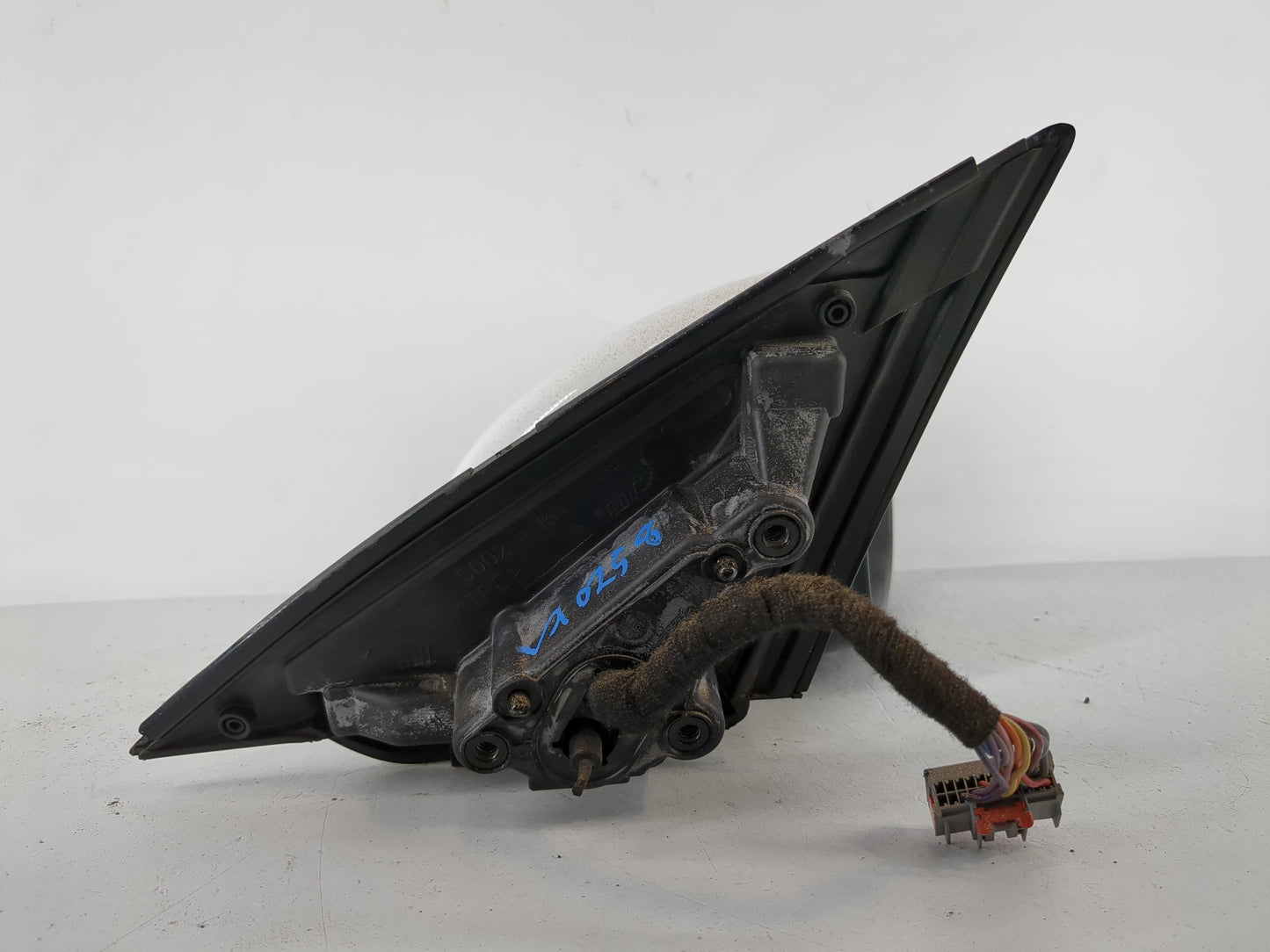 2010-2015 Jaguar Xj Side Mirror Replacement Passenger Right View Door Mirror P/N:A049504 Fits Fits 2010 2011 2012 2013 2014 