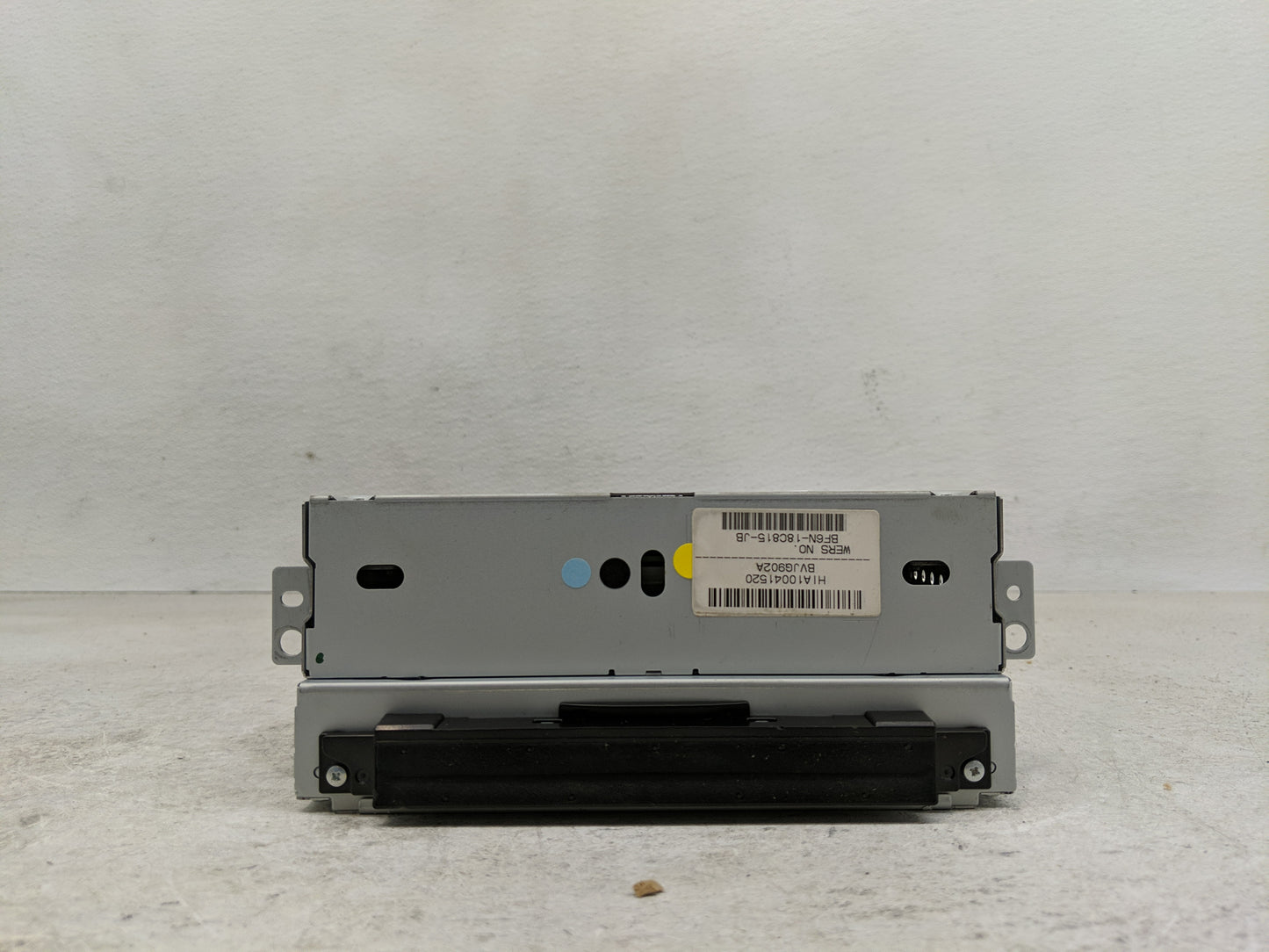 2010-2011 Jaguar Xj Radio AM FM Cd Player Receiver Replacement P/N:BF6N-18C815-JB Fits Fits 2010 2011 OEM Used Auto Parts - 