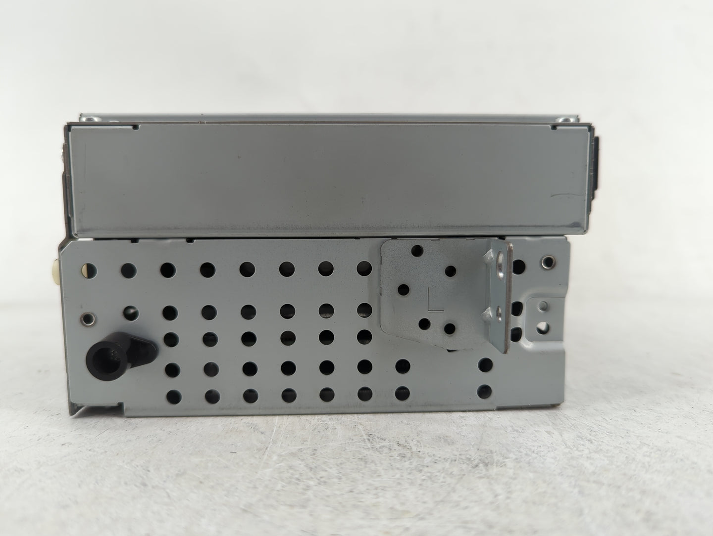 2010-2012 Jaguar Xj Radio AM FM Cd Player Receiver Replacement P/N:31328814AA Fits Fits 2010 2011 2012 OEM Used Auto Parts -