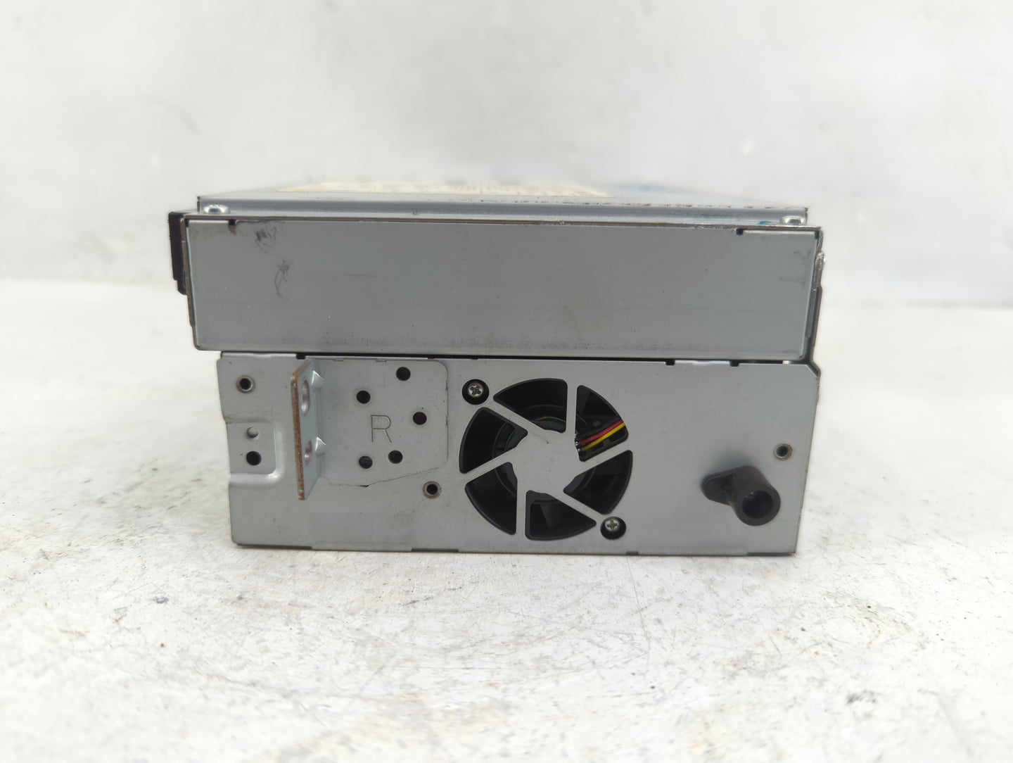 2010-2011 Jaguar Xj Radio AM FM Cd Player Receiver Replacement P/N:31328814AA Fits Fits 2010 2011 OEM Used Auto Parts - Oemu