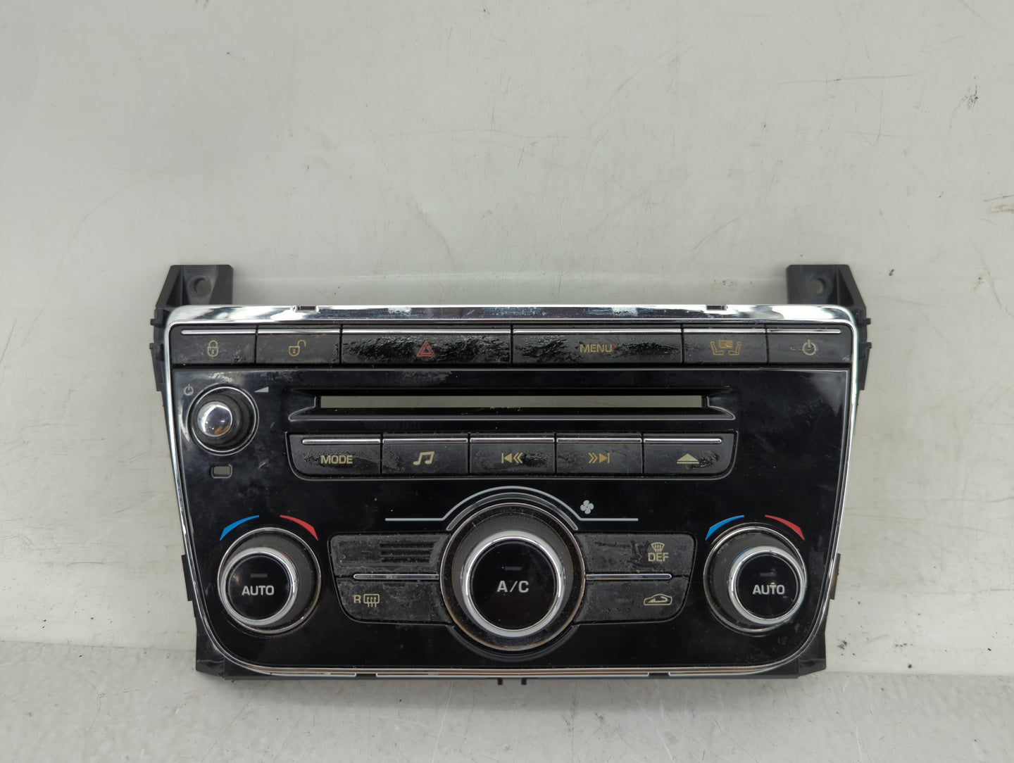 2010-2012 Jaguar Xj Radio Control Panel - Oemusedautoparts1.com