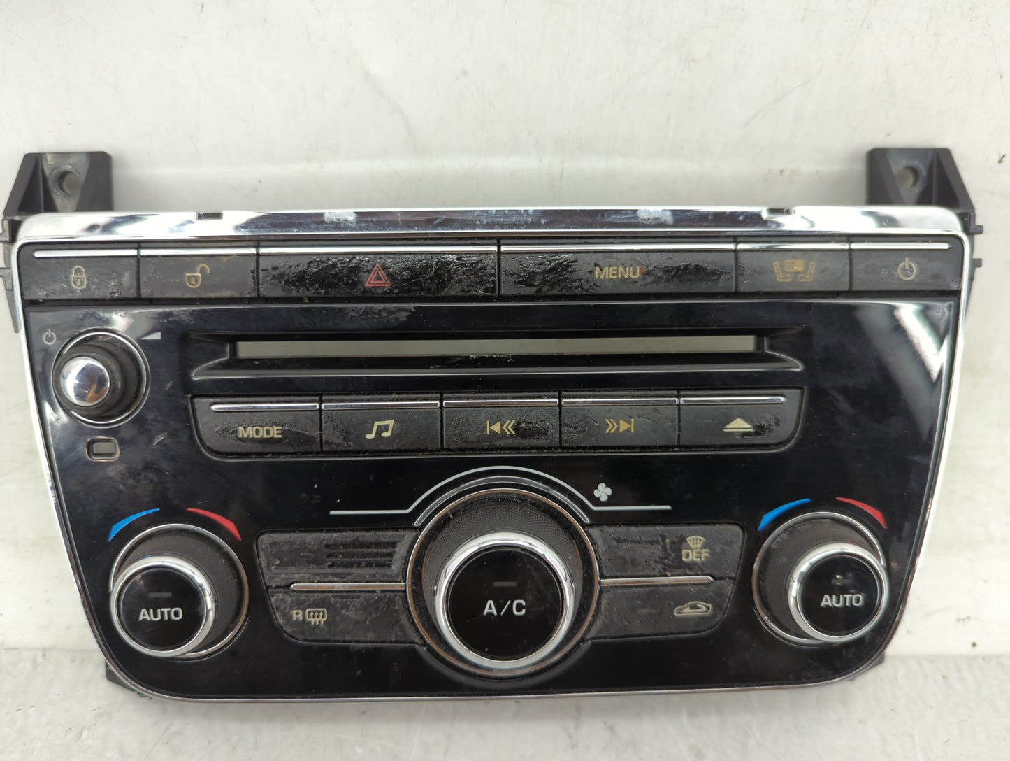 2010-2012 Jaguar Xj Radio Control Panel - Oemusedautoparts1.com