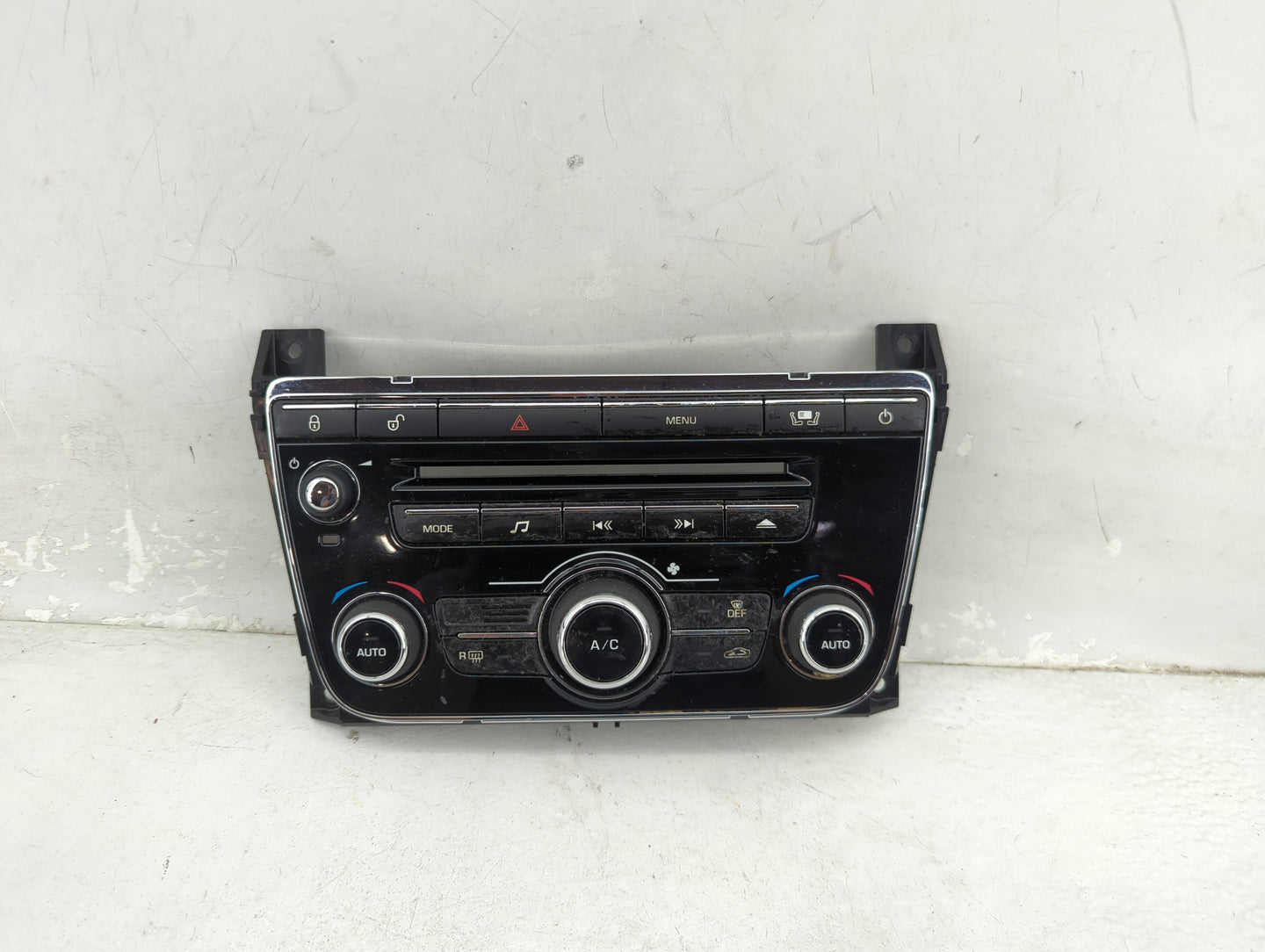 2010-2015 Jaguar Xj Climate Control Module Temperature AC/Heater Replacement P/N:AW93-18C858-DE Fits OEM Used Auto Parts - O